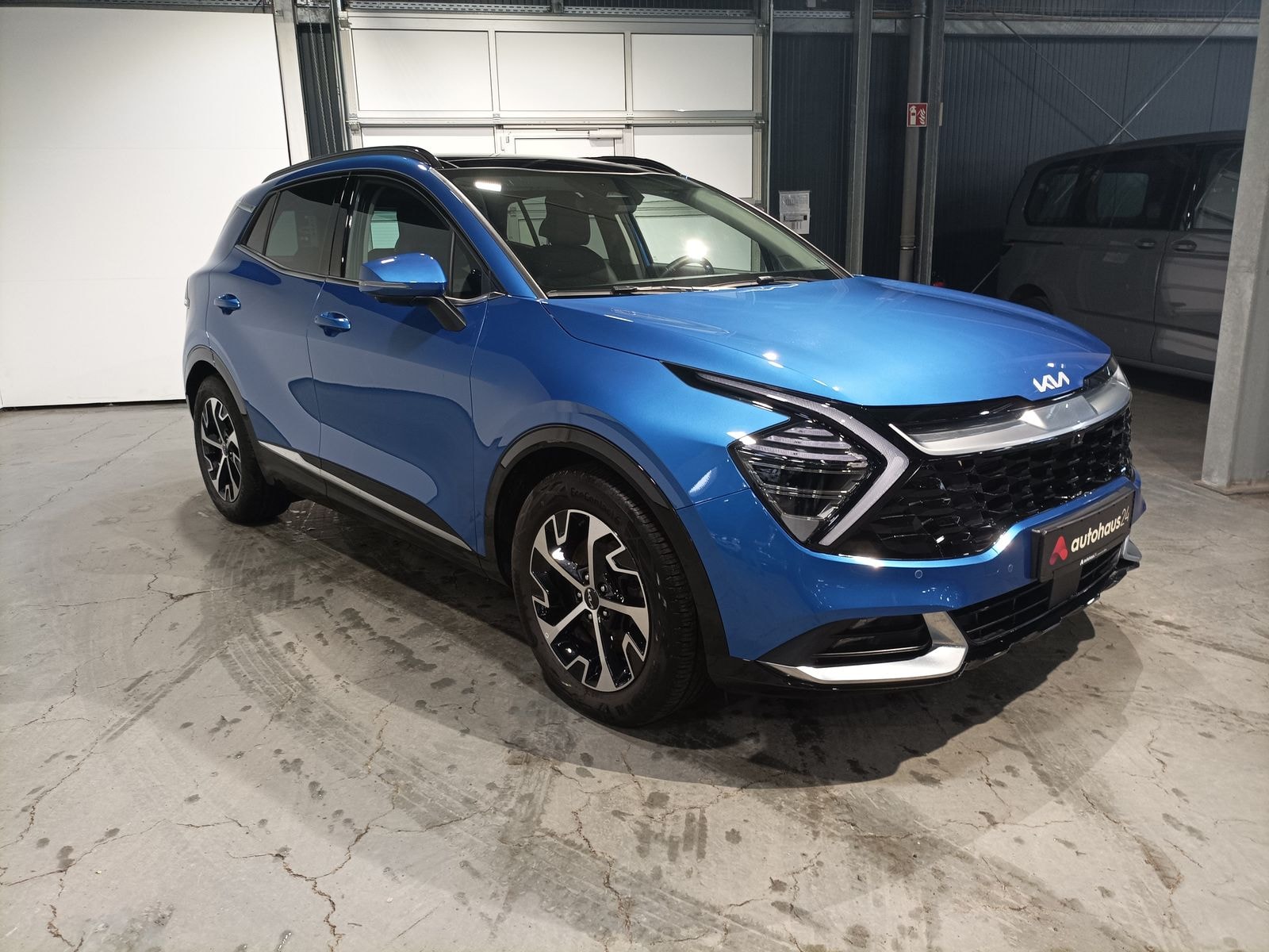 Kia Sportage SUV / Crossover / Geländewagen KIA Sportage 1.6 T-GDI EcoDyn. 132kW Spirit DCT 4WD Sports Utility Vehicle #1