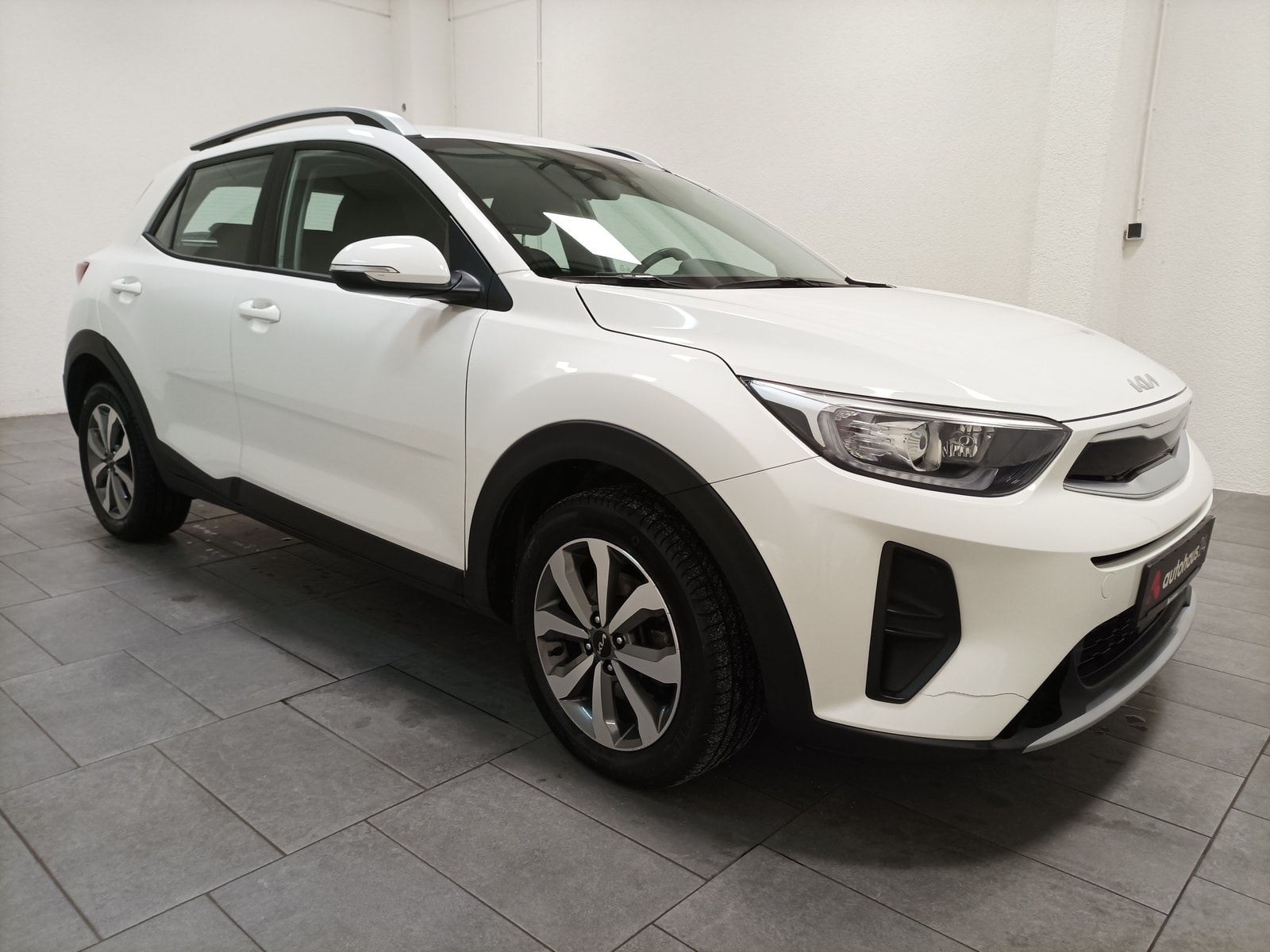 Kia Stonic SUV / Crossover / Geländewagen KIA Stonic 1.0 T-GDI 100 Vision DCT7 Sports Utility Vehicle #1