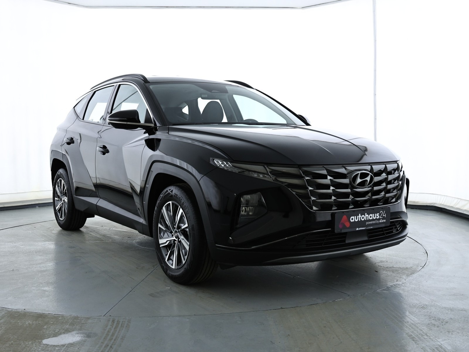 Hyundai Tucson SUV / Crossover / Geländewagen HYUNDAI Tucson 1.6 T-GDI Select Sports Utility Vehicle #1