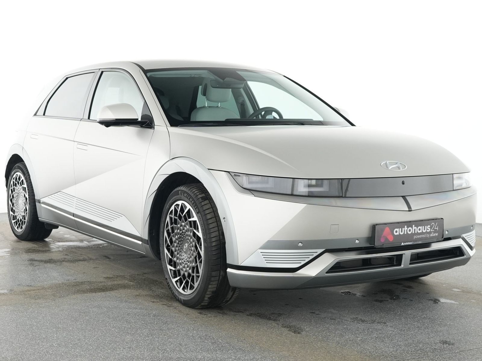 Hyundai IONIQ 5 Limousine HYUNDAI IONIQ 5 77,4 kWh Allradantrieb Viking-Paket Sports Utility Vehicle #1