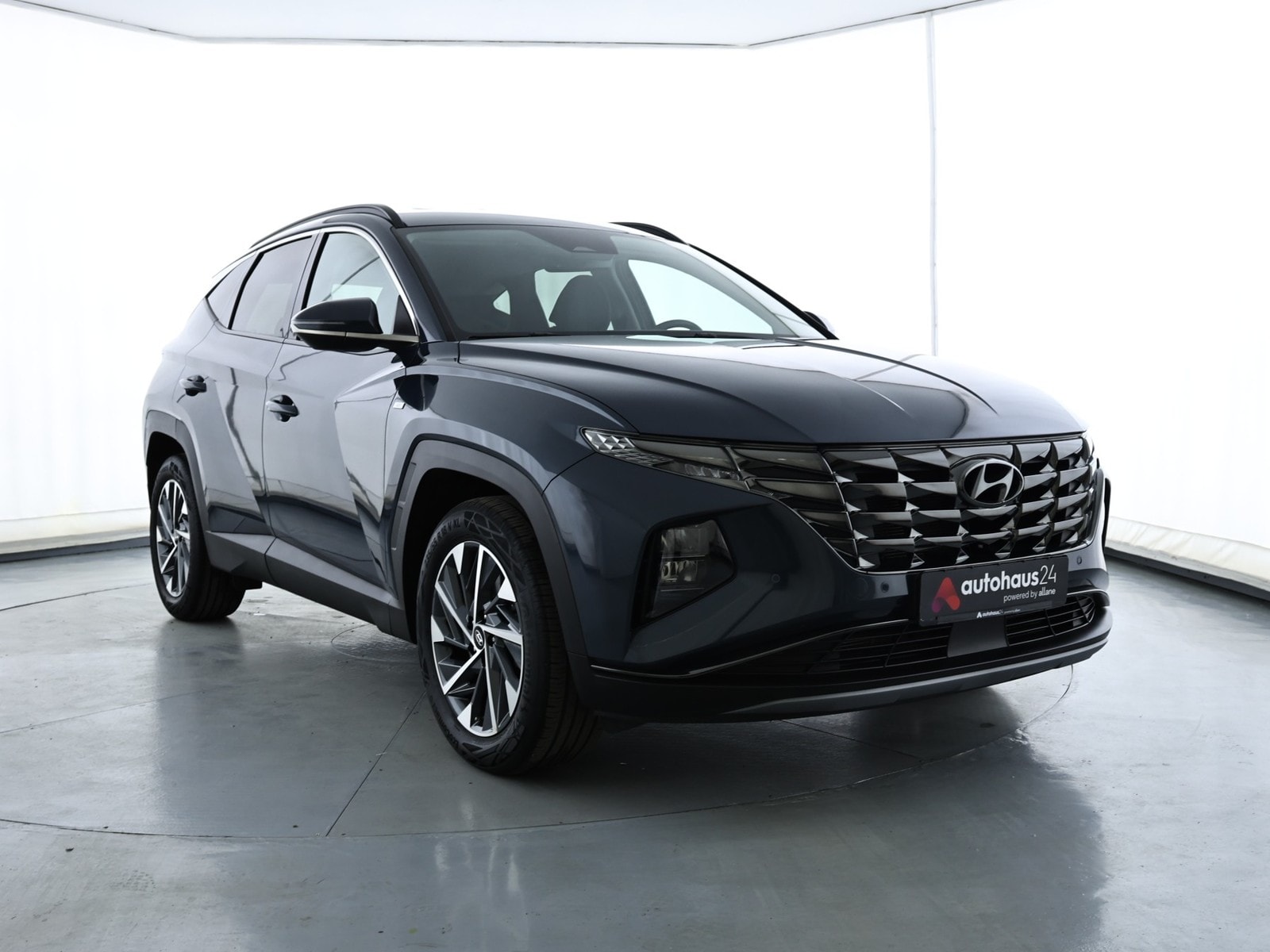 Hyundai Tucson SUV / Crossover / Geländewagen HYUNDAI Tucson 1.6 T-GDI 48V Trend DCT Sports Utility Vehicle #1