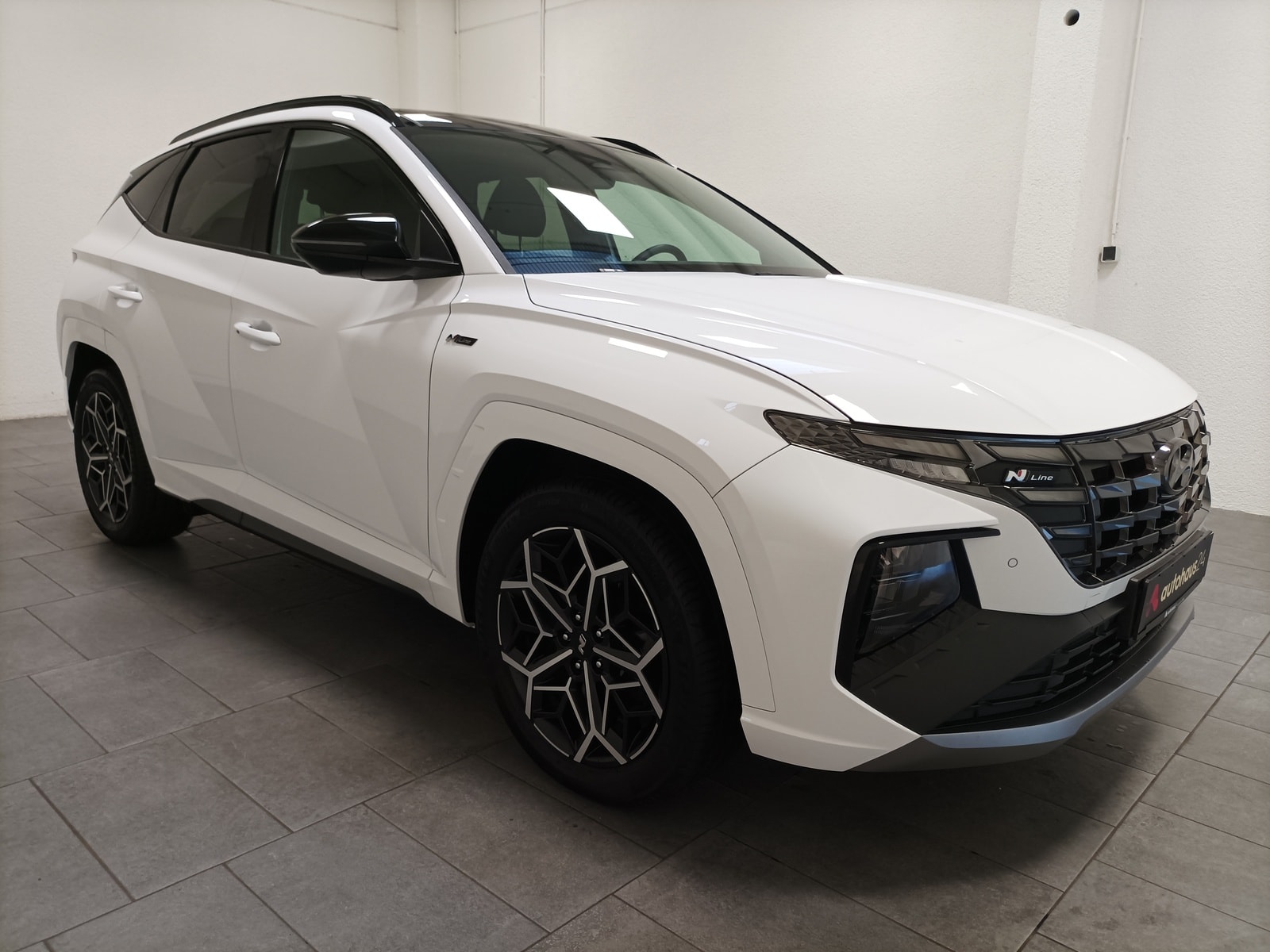 Hyundai Tucson SUV / Crossover / Geländewagen HYUNDAI Tucson 1.6 T-GDI 169kW Hybrid N Line Auto Sports Utility Vehicle #1