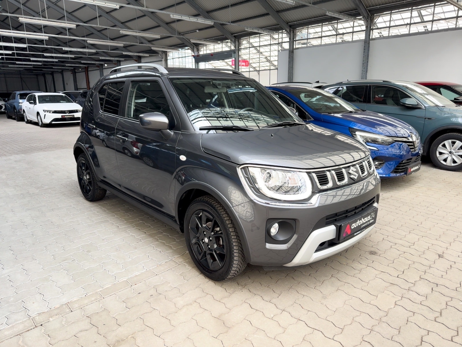 Suzuki Ignis SUV / Crossover / Geländewagen SUZUKI Ignis 1.2 DUALJET HYBRID Comfort CVT Schräghecklimousine #1