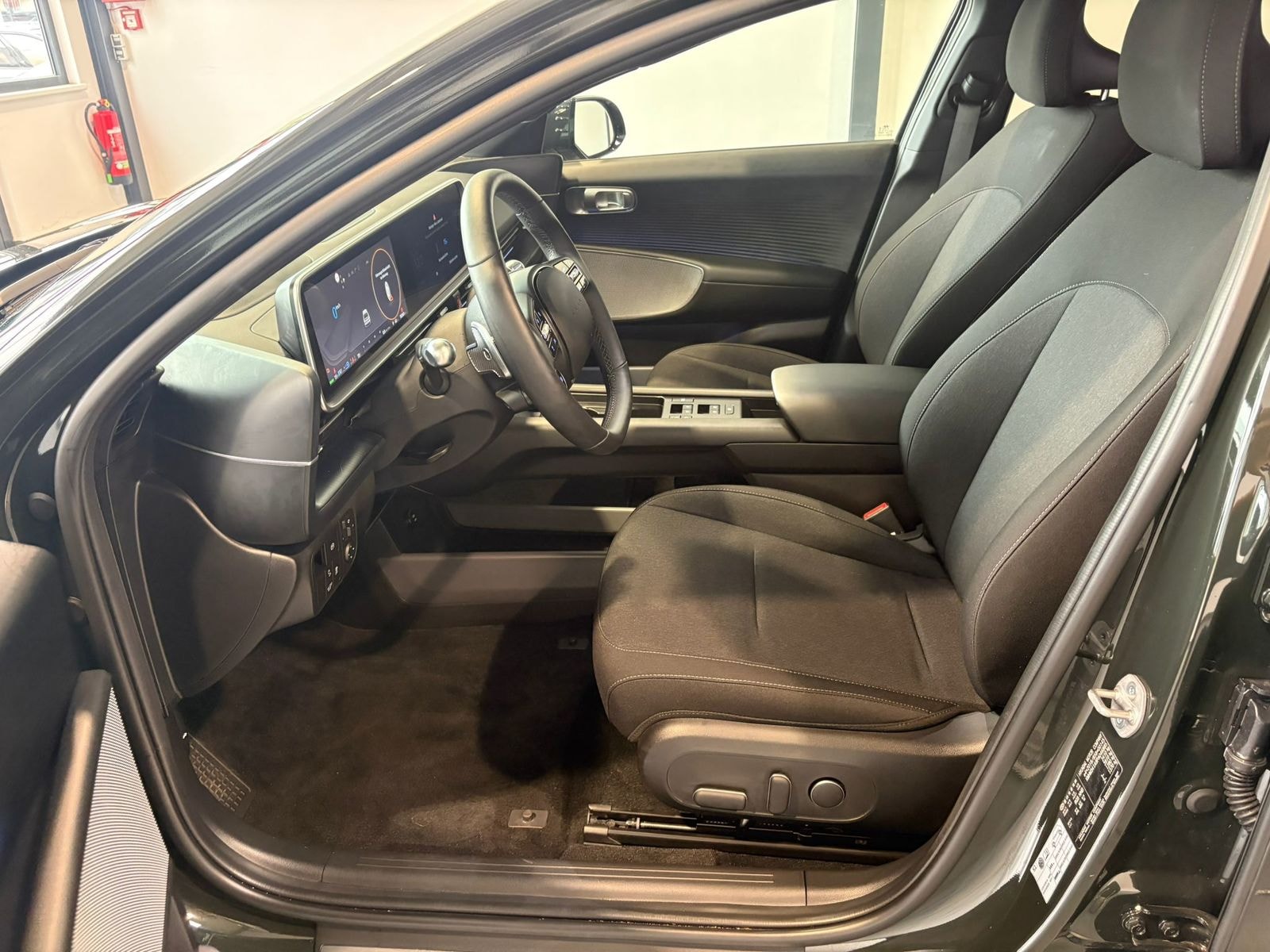 Hyundai IONIQ 6 Limousine IONIQ 6 Techniq / Techniq-Paket Elektro 77,4 kWh #8