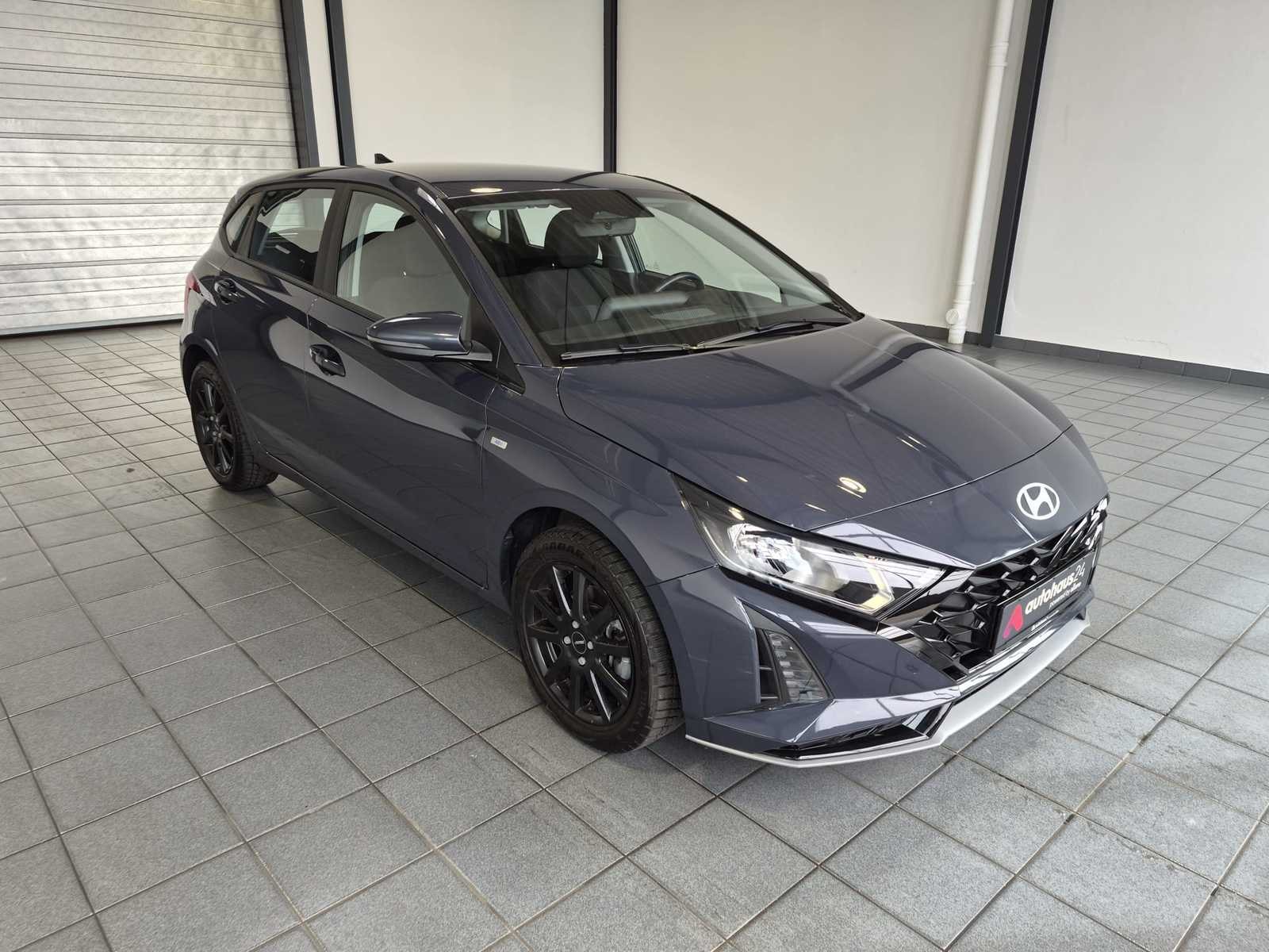 Hyundai i20 Limousine HYUNDAI i20 1.0 T-GDI 74kW Hybrid DCT Trend Schräghecklimousine #1