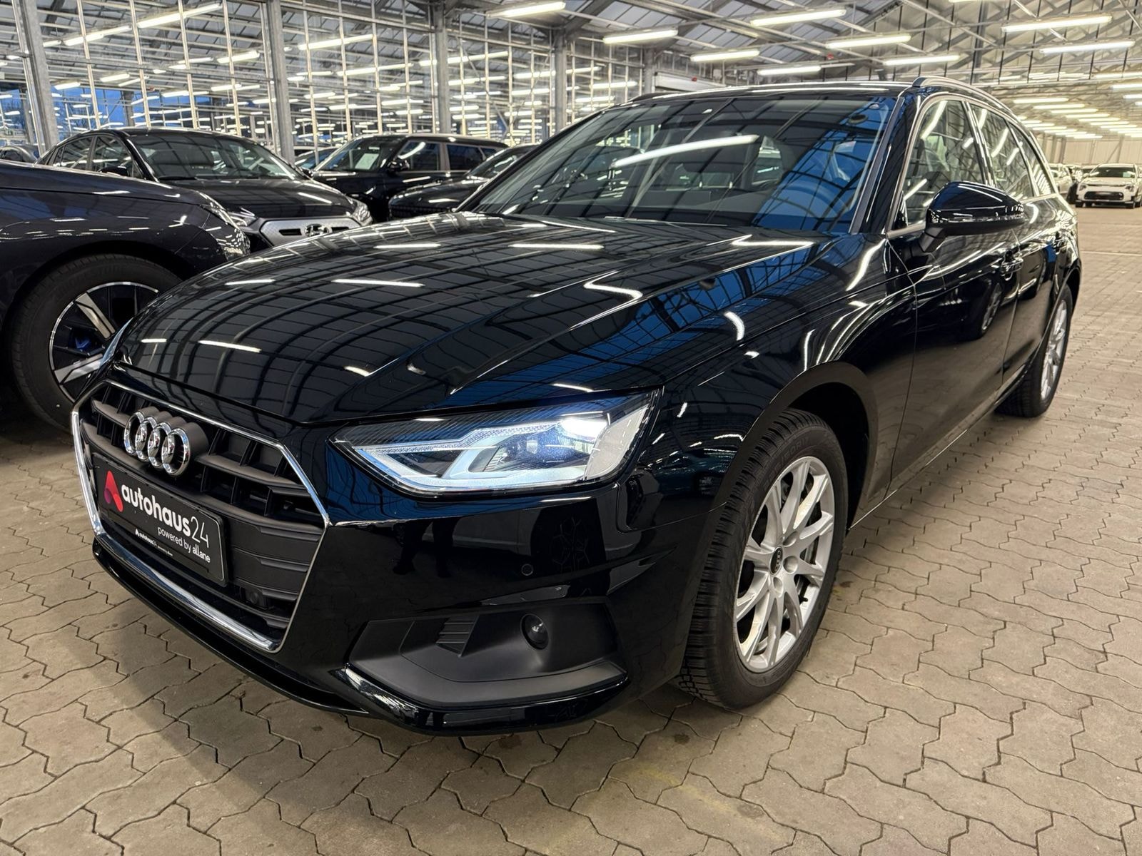 Audi A4 Kombi A4 40 2.0 TDI Avant basis (EURO 6e) #3