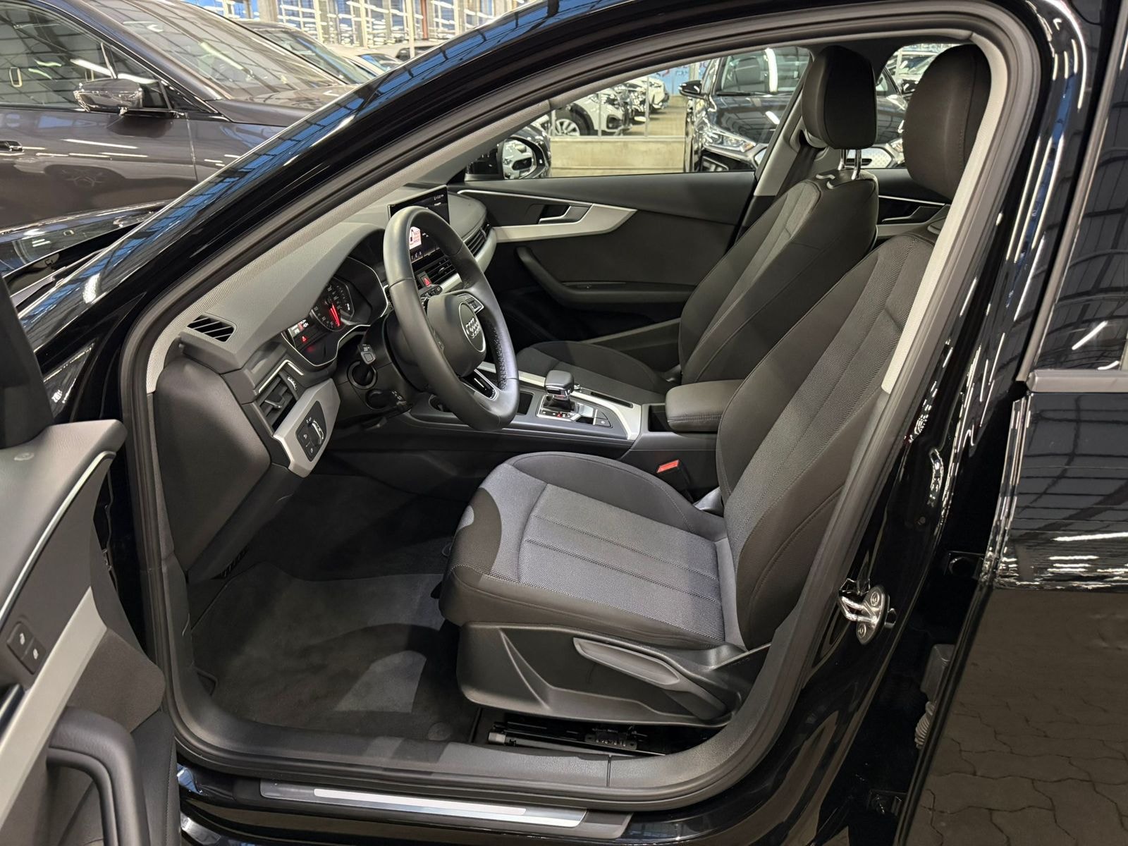 Audi A4 Kombi A4 40 2.0 TDI Avant basis (EURO 6e) #8