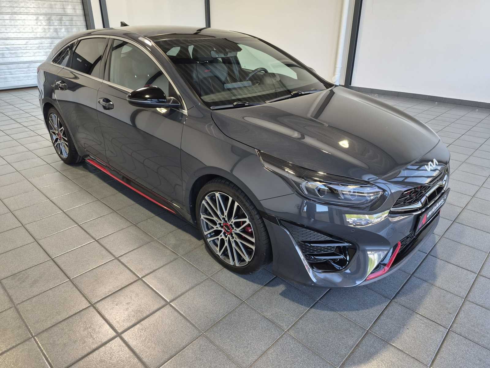 Kia ProCeed Kombi KIA ProCeed 1.6 T-GDI DCT GT Kombi #1