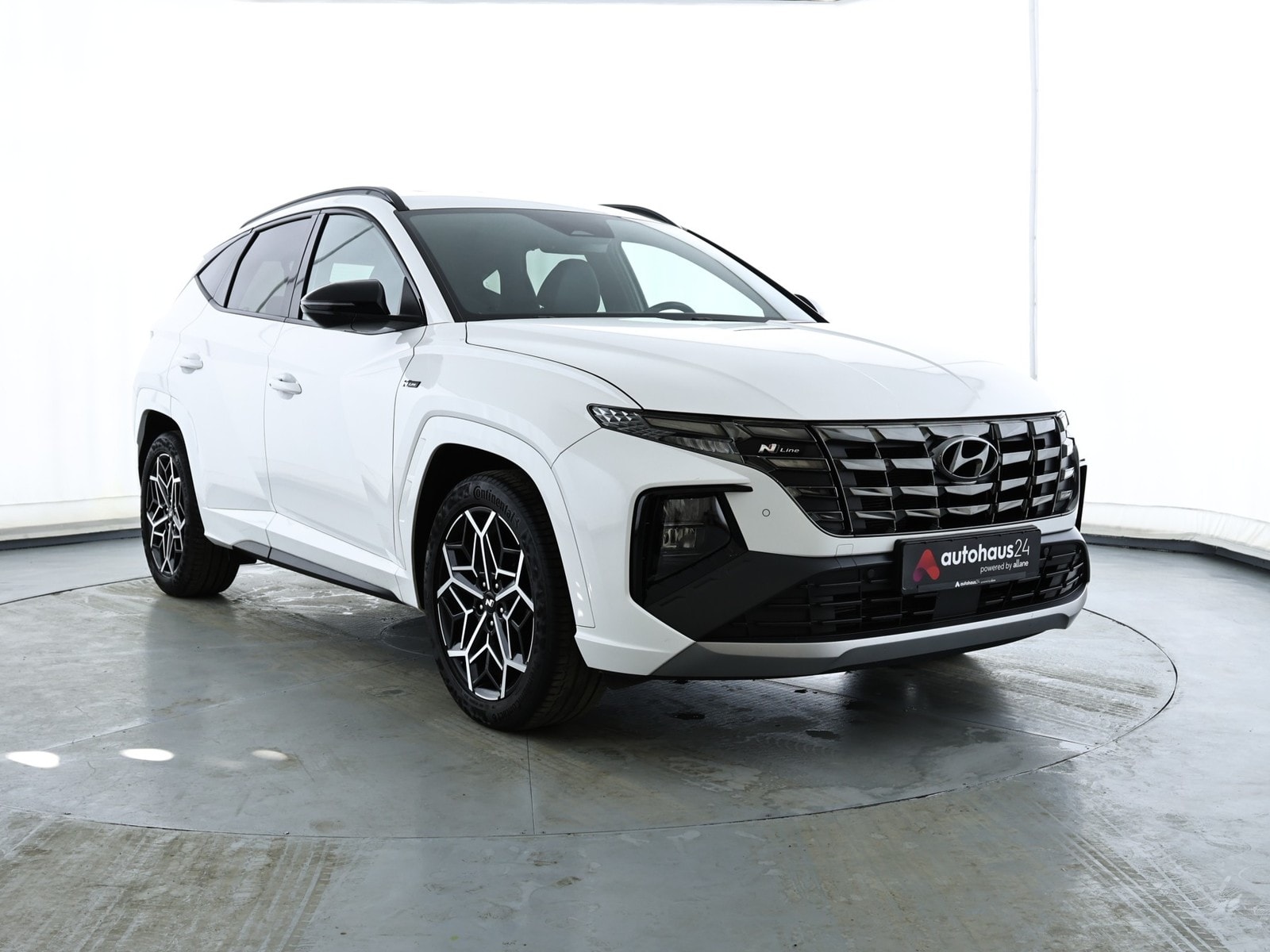 Hyundai Tucson SUV / Crossover / Geländewagen HYUNDAI Tucson 1.6 T-GDI 48V N Line DCT Sports Utility Vehicle #1