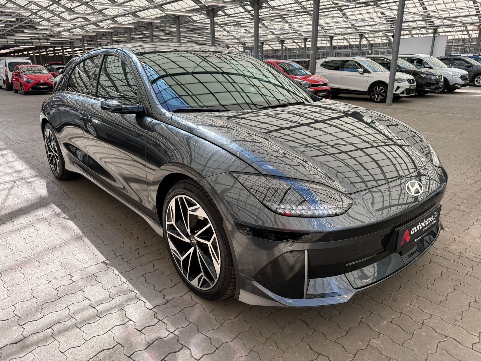 Hyundai IONIQ 6 Limousine HYUNDAI IONIQ 6 77,4kWh 168kW Dynamiq Limousine #1