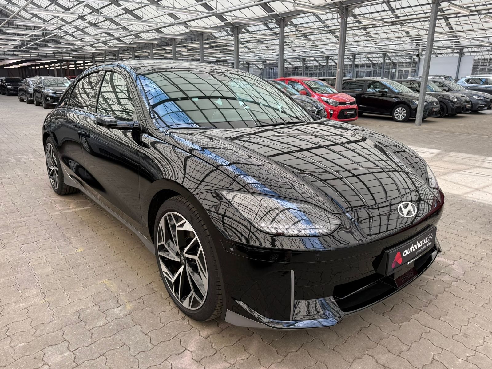 Hyundai IONIQ 6 Limousine HYUNDAI IONIQ 6 77,4kWh 168kW Dynamiq Limousine #1