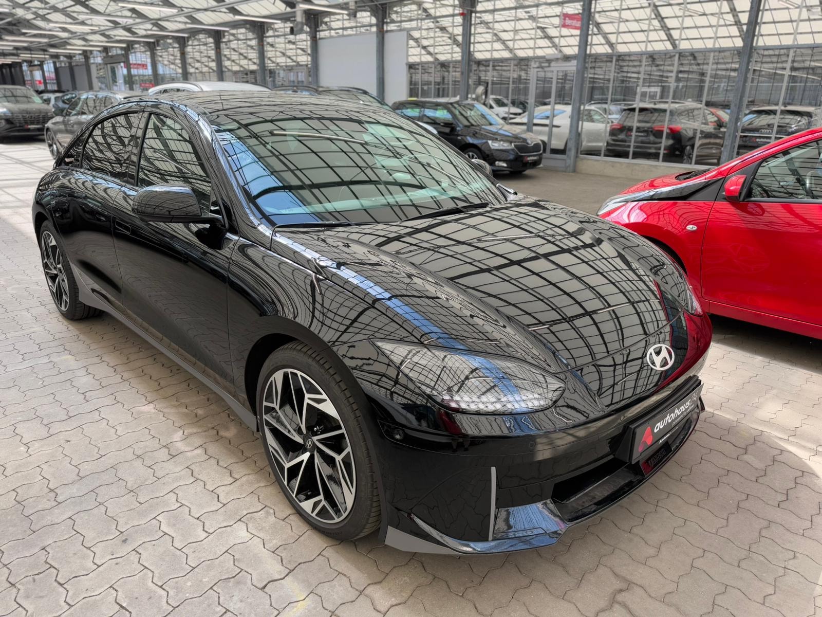 Hyundai IONIQ 6 Limousine HYUNDAI IONIQ 6 77,4kWh 168kW Dynamiq Limousine #1