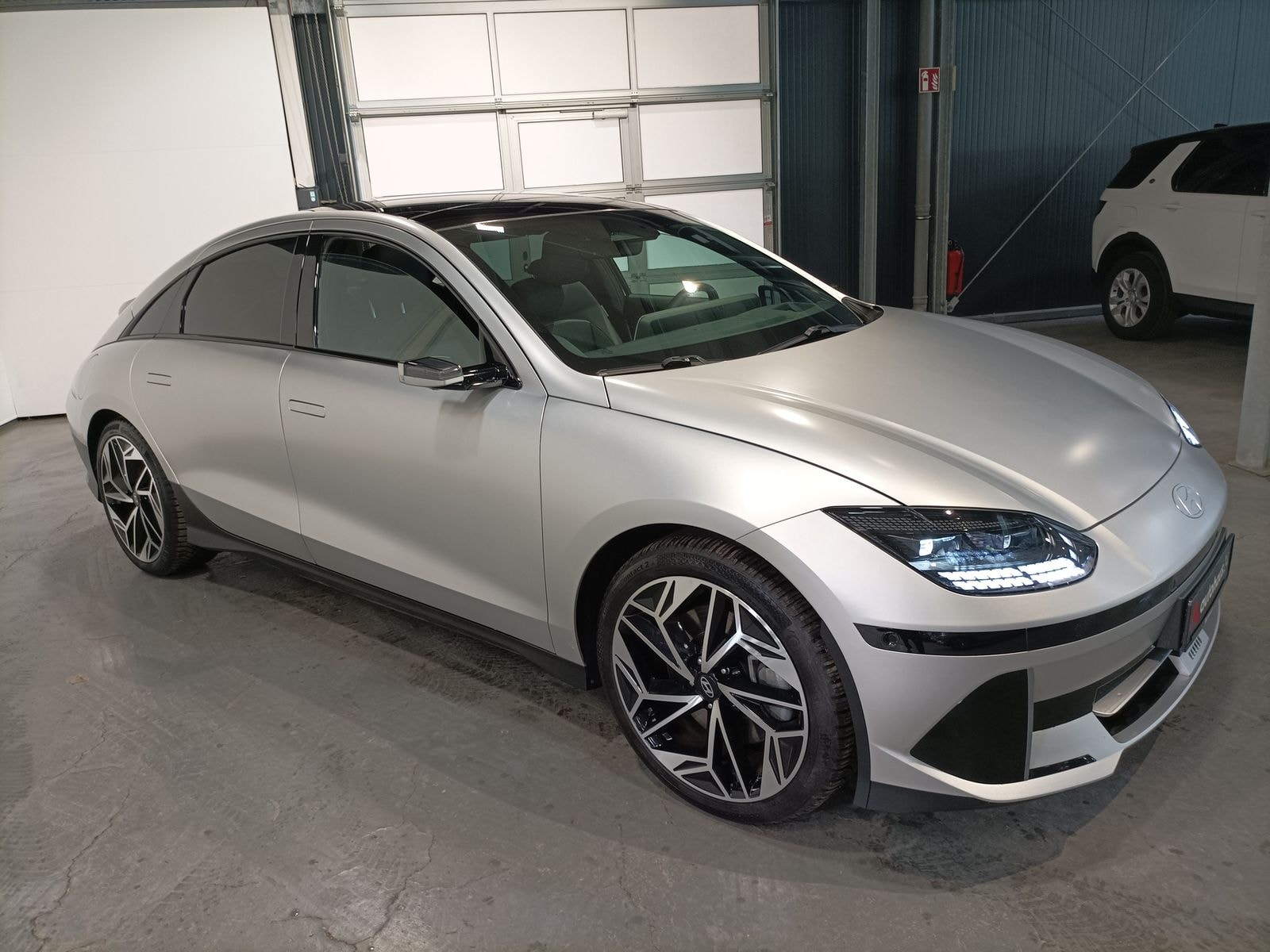 Hyundai IONIQ 6 Limousine HYUNDAI IONIQ 6 77,4kWh 168kW Dynamiq Limousine #1