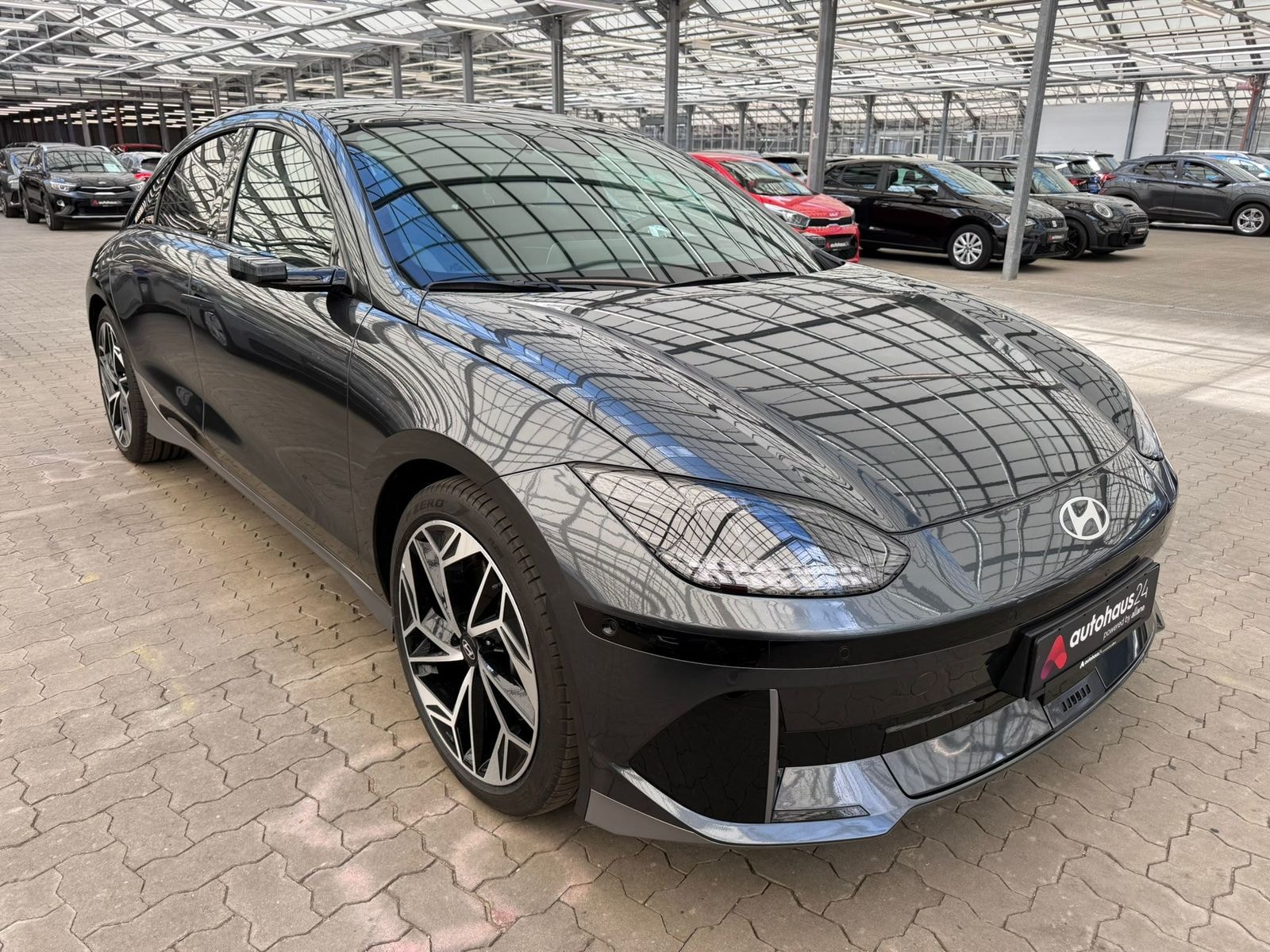 Hyundai IONIQ 6 Limousine HYUNDAI IONIQ 6 77,4kWh 168kW Dynamiq Limousine #1