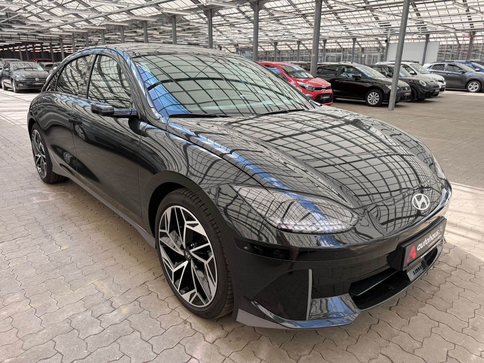 Hyundai IONIQ 6 Limousine HYUNDAI IONIQ 6 77,4kWh 168kW Dynamiq Limousine #1