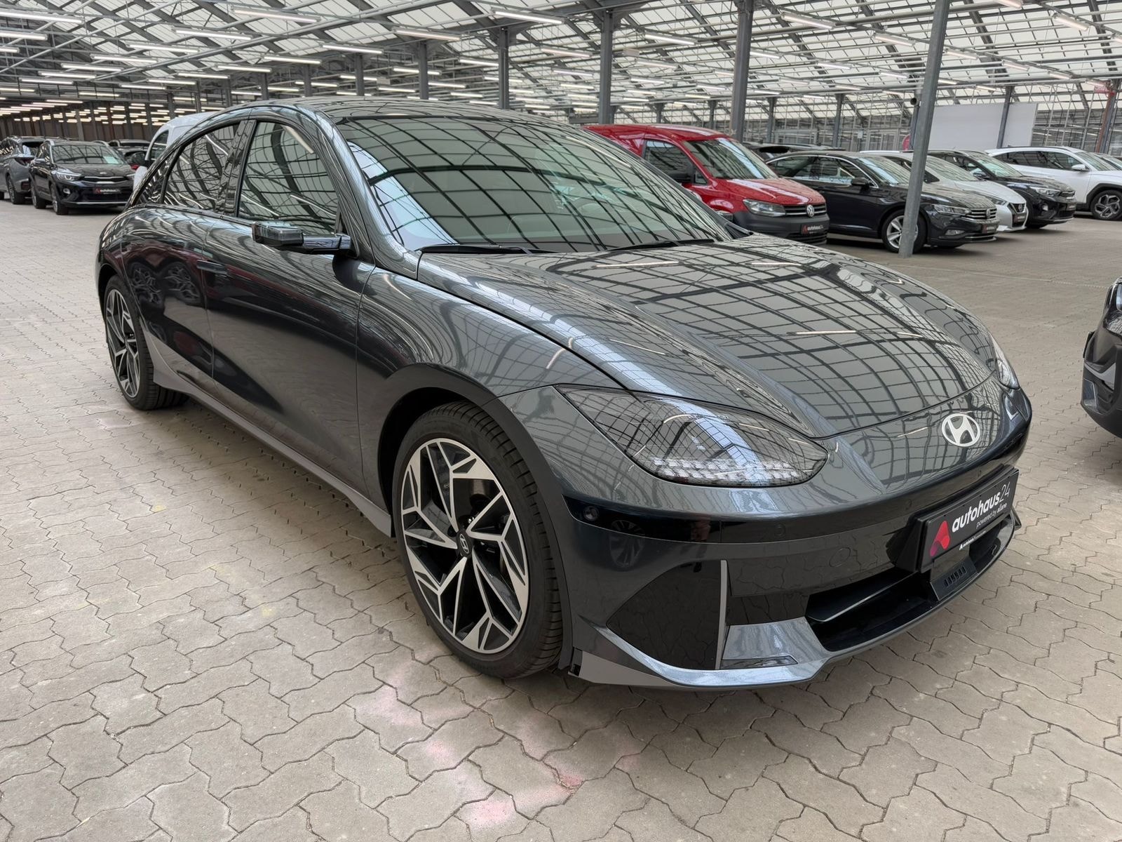 Hyundai IONIQ 6 Limousine HYUNDAI IONIQ 6 77,4kWh 168kW Dynamiq Limousine #1