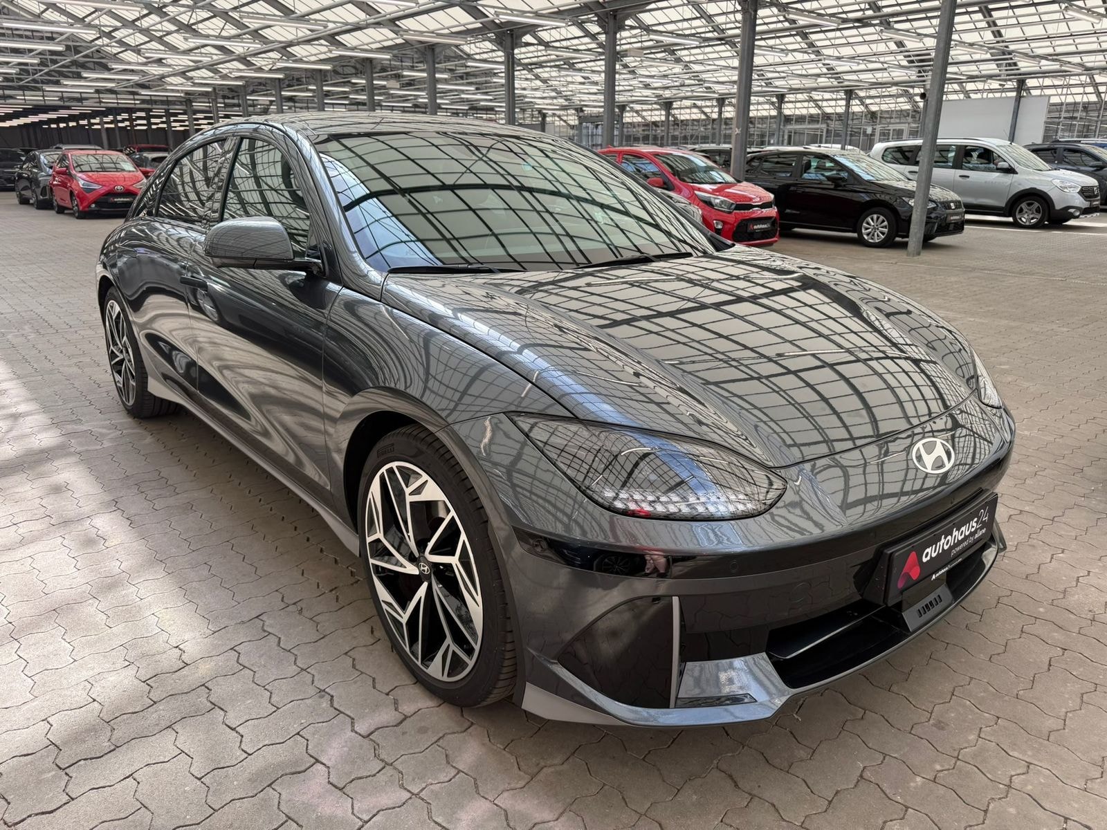 Hyundai IONIQ 6 Limousine HYUNDAI IONIQ 6 77,4kWh 168kW Dynamiq Limousine #1