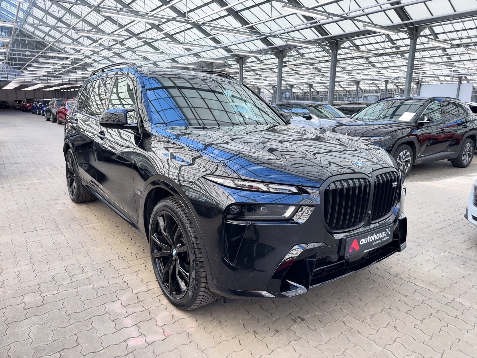 BMW X7 SUV / Crossover / Geländewagen BMW X7 M60i xDrive Sports Utility Vehicle #1