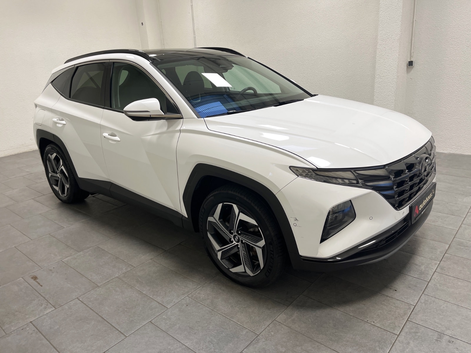 Hyundai Tucson SUV / Crossover / Geländewagen HYUNDAI Tucson 1.6 T-GDI Plug-in Hybrid 4WD Auto Sports Utility Vehicle #1