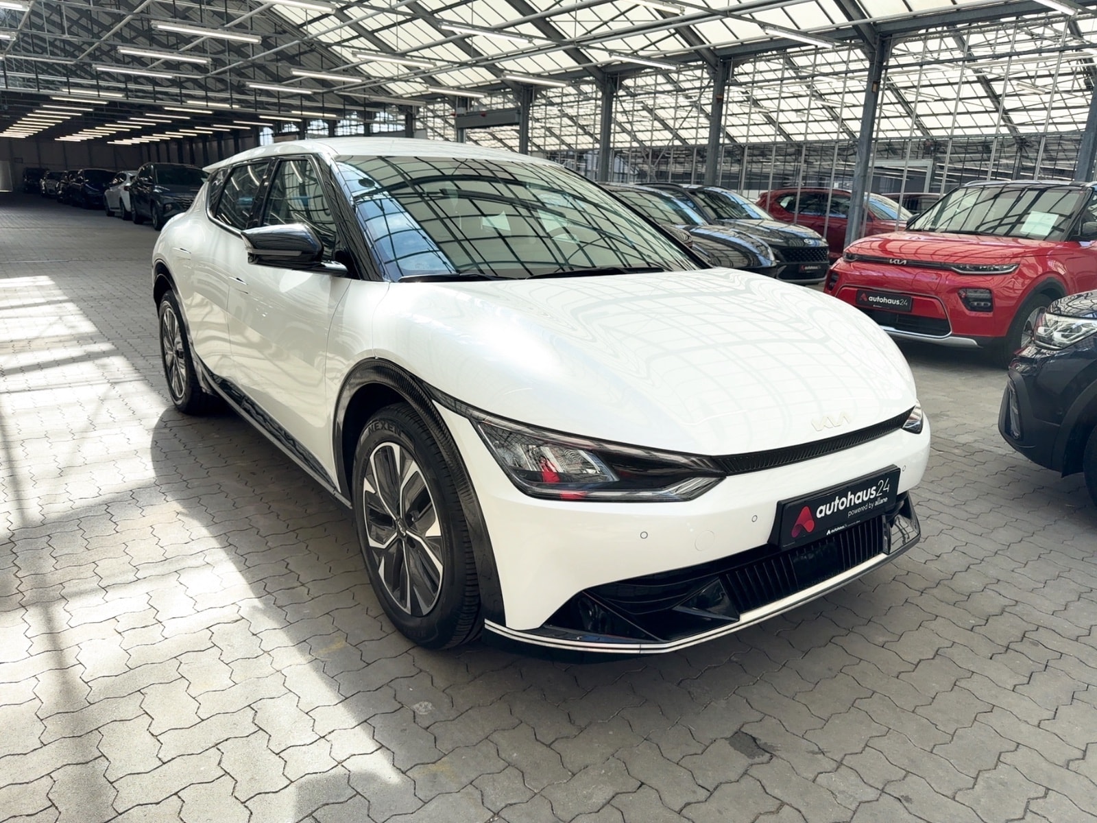 Kia EV6 SUV / Crossover / Geländewagen KIA EV6 58 kWh 125 kW Heckantrieb Sports Utility Vehicle #1