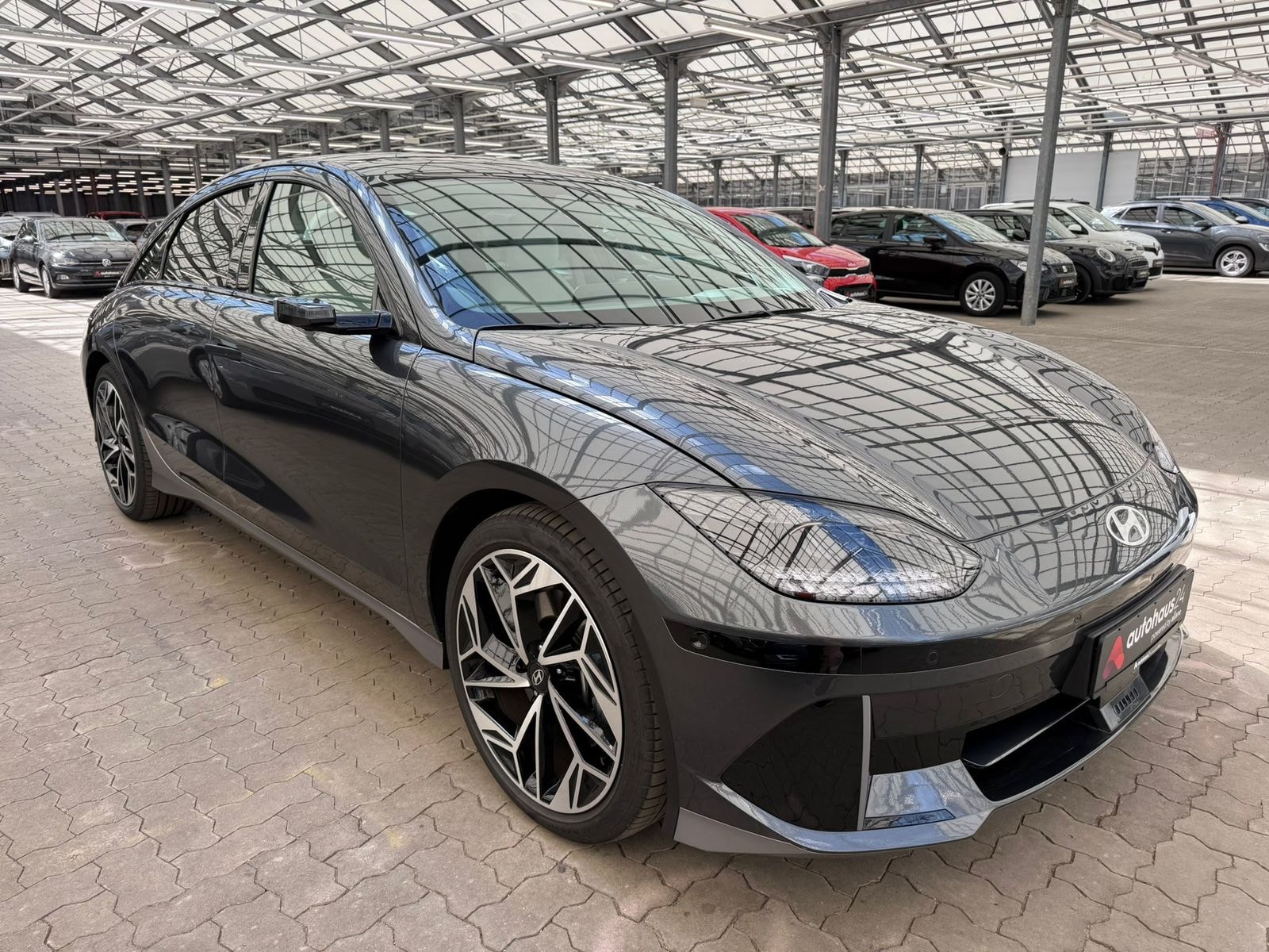 Hyundai IONIQ 6 Limousine HYUNDAI IONIQ 6 77,4kWh 168kW Dynamiq Limousine #1