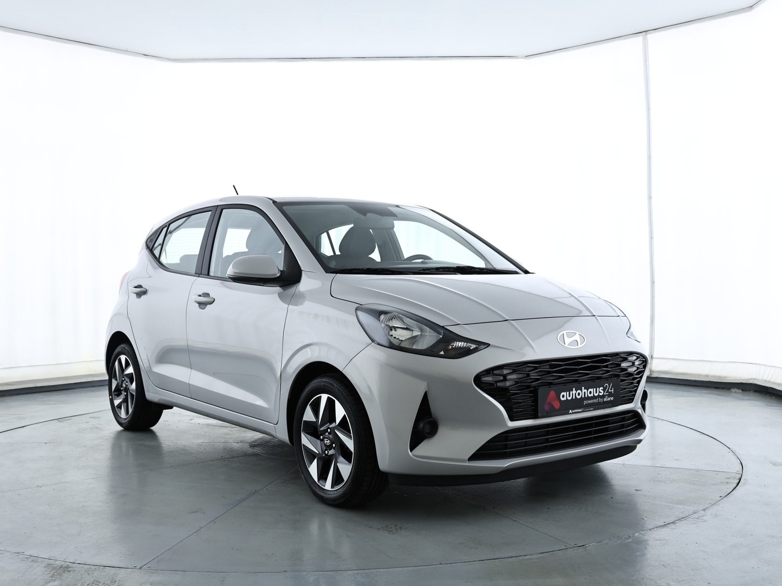 Hyundai i10 Limousine HYUNDAI i10 1.0 Trend Schräghecklimousine #1