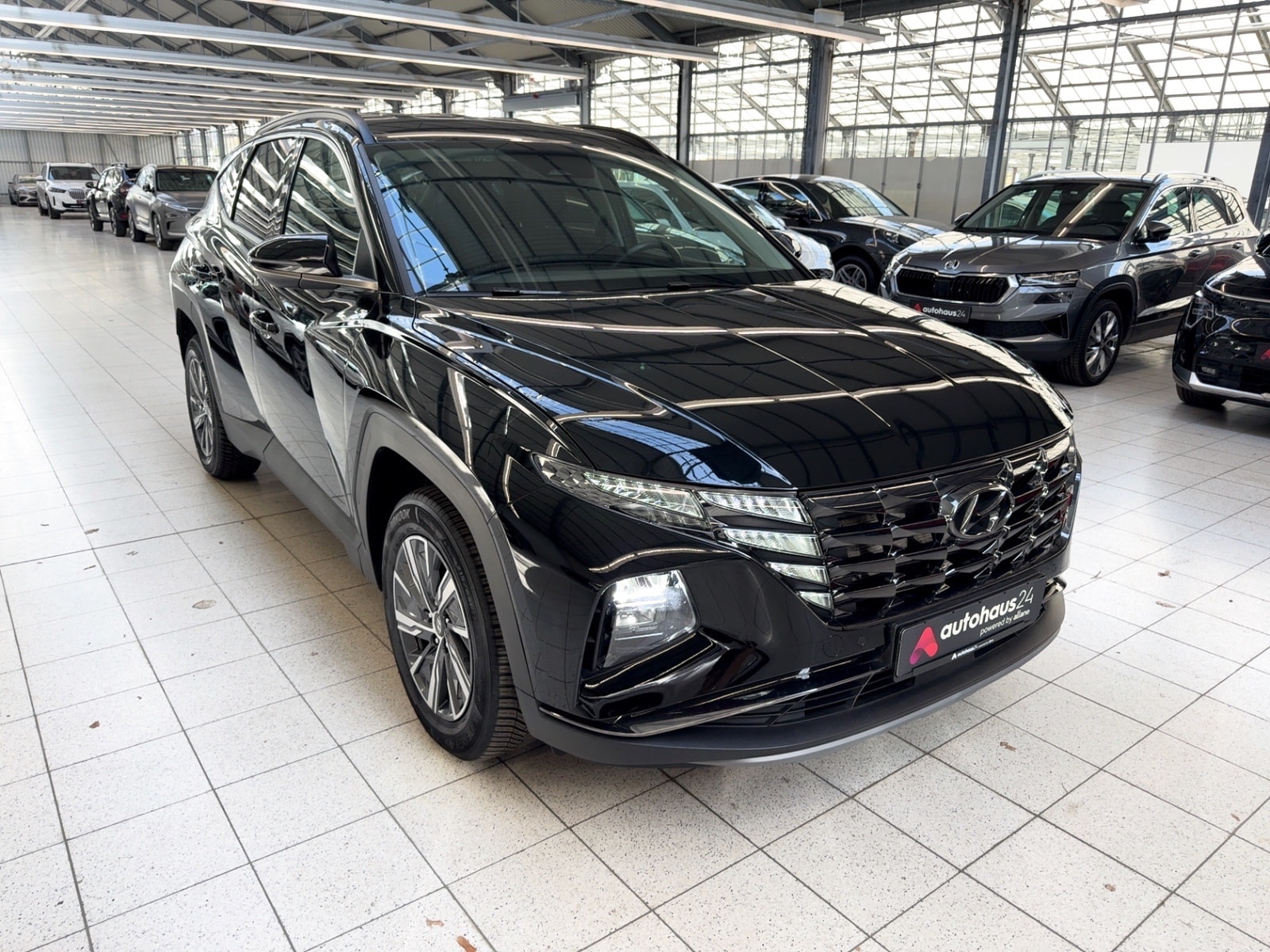 Hyundai Tucson SUV / Crossover / Geländewagen HYUNDAI Tucson 1.6 T-GDI 169kW Hybrid Trend Auto Sports Utility Vehicle #1