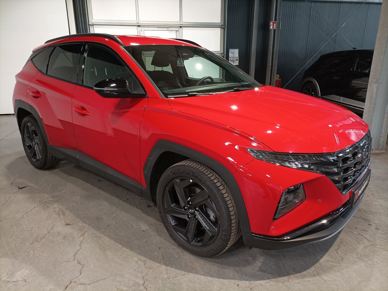 Hyundai Tucson SUV / Crossover / Geländewagen HYUNDAI Tucson 1.6 T-GDI Advantage Sports Utility Vehicle #1
