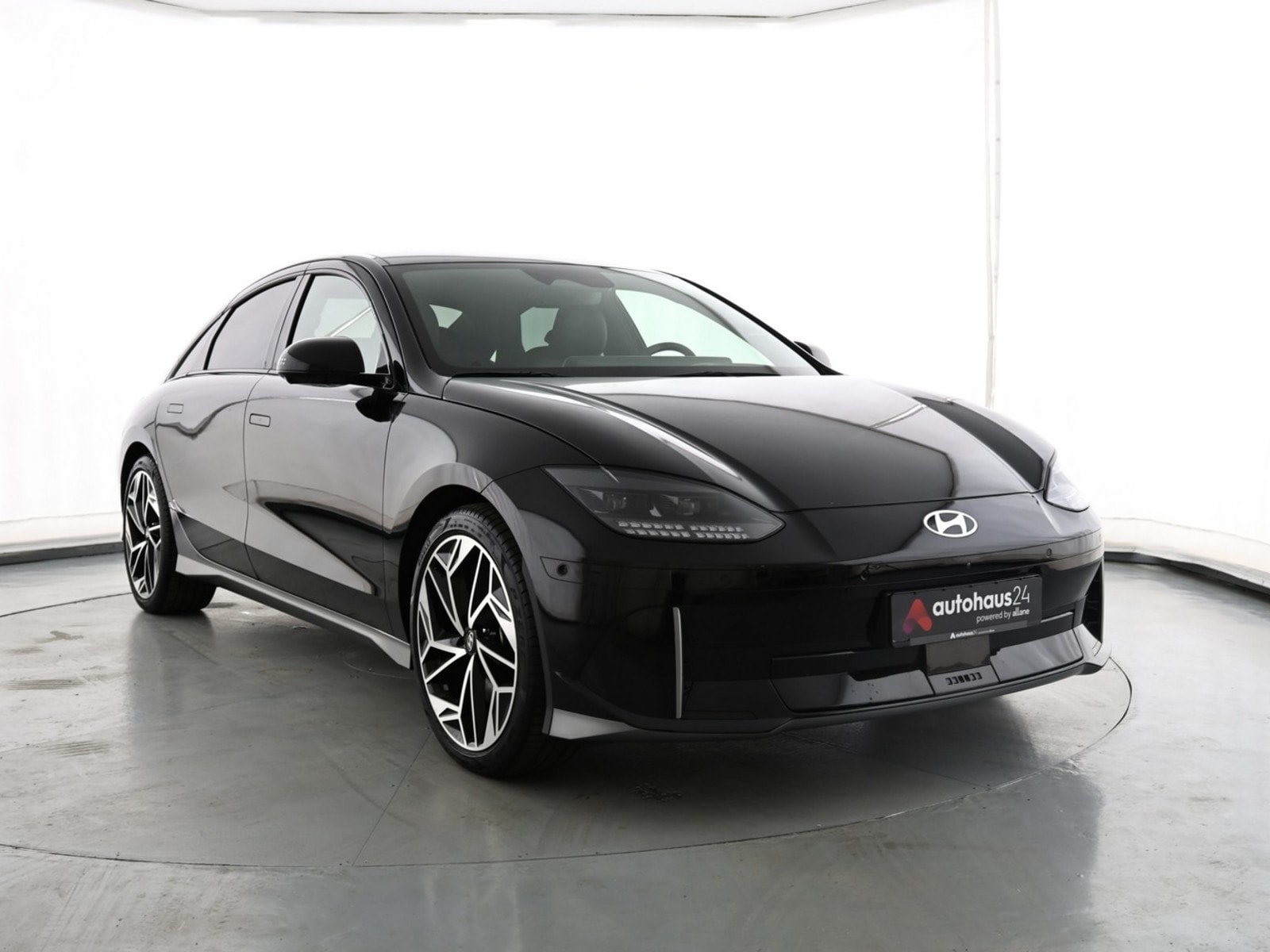 Hyundai IONIQ 6 Limousine HYUNDAI IONIQ 6 77,4kWh 168kW Dynamiq Limousine #1
