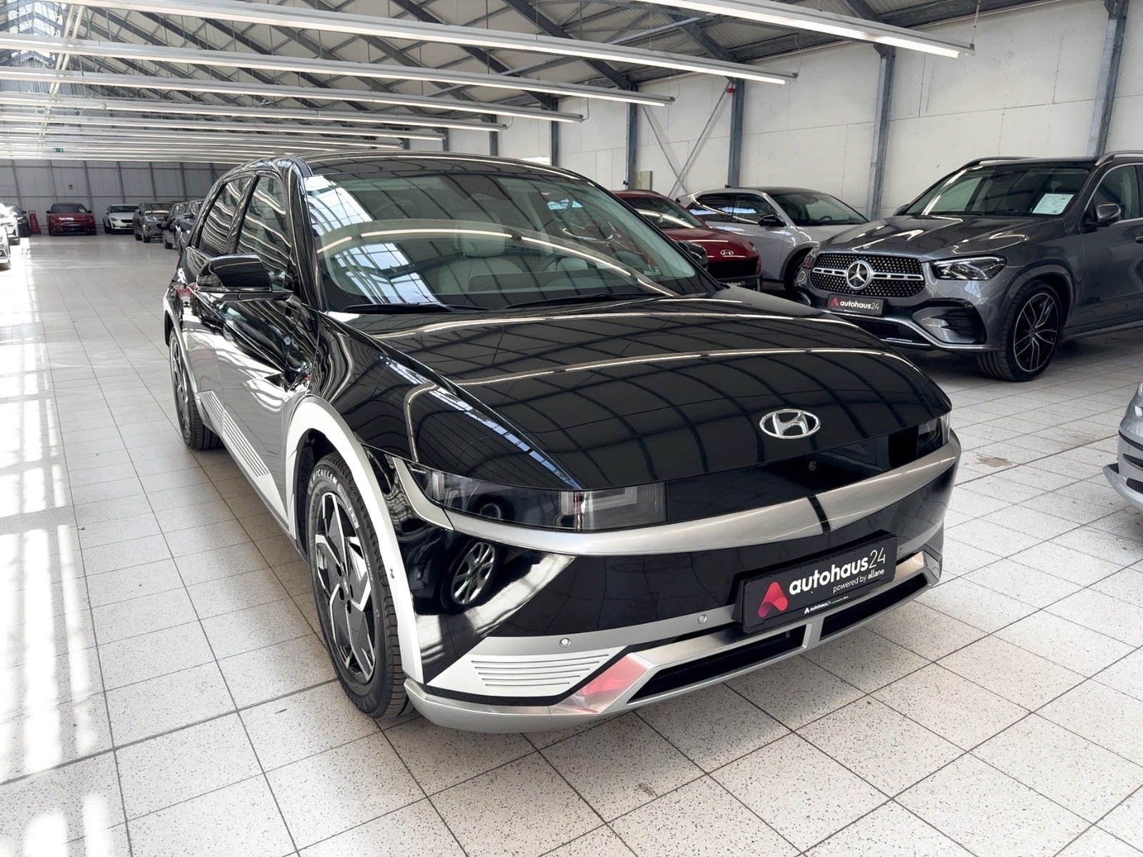 Hyundai IONIQ 5 Limousine HYUNDAI IONIQ 5 77,4 kWh Heckantrieb Sports Utility Vehicle #1