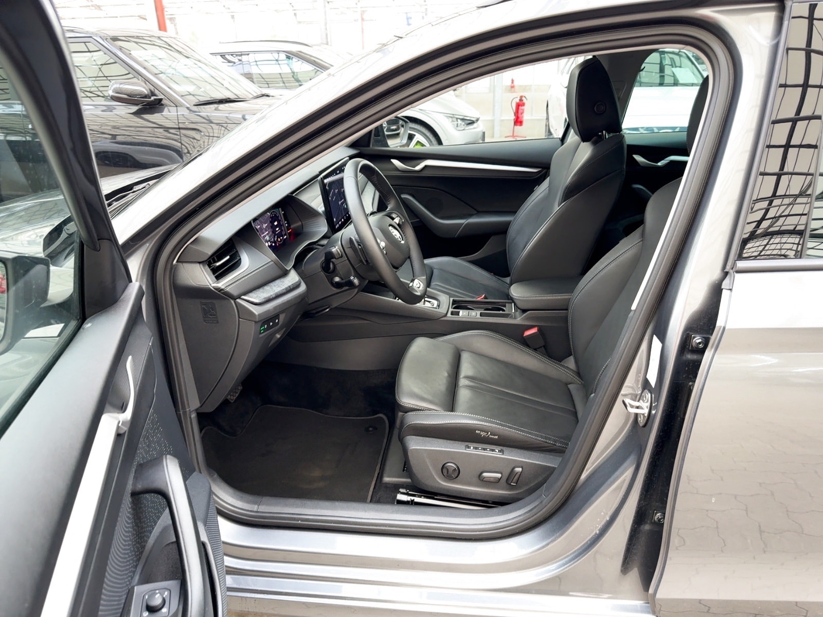 Skoda Octavia Kombi Octavia 1.5 TSI mHEV Selection #8