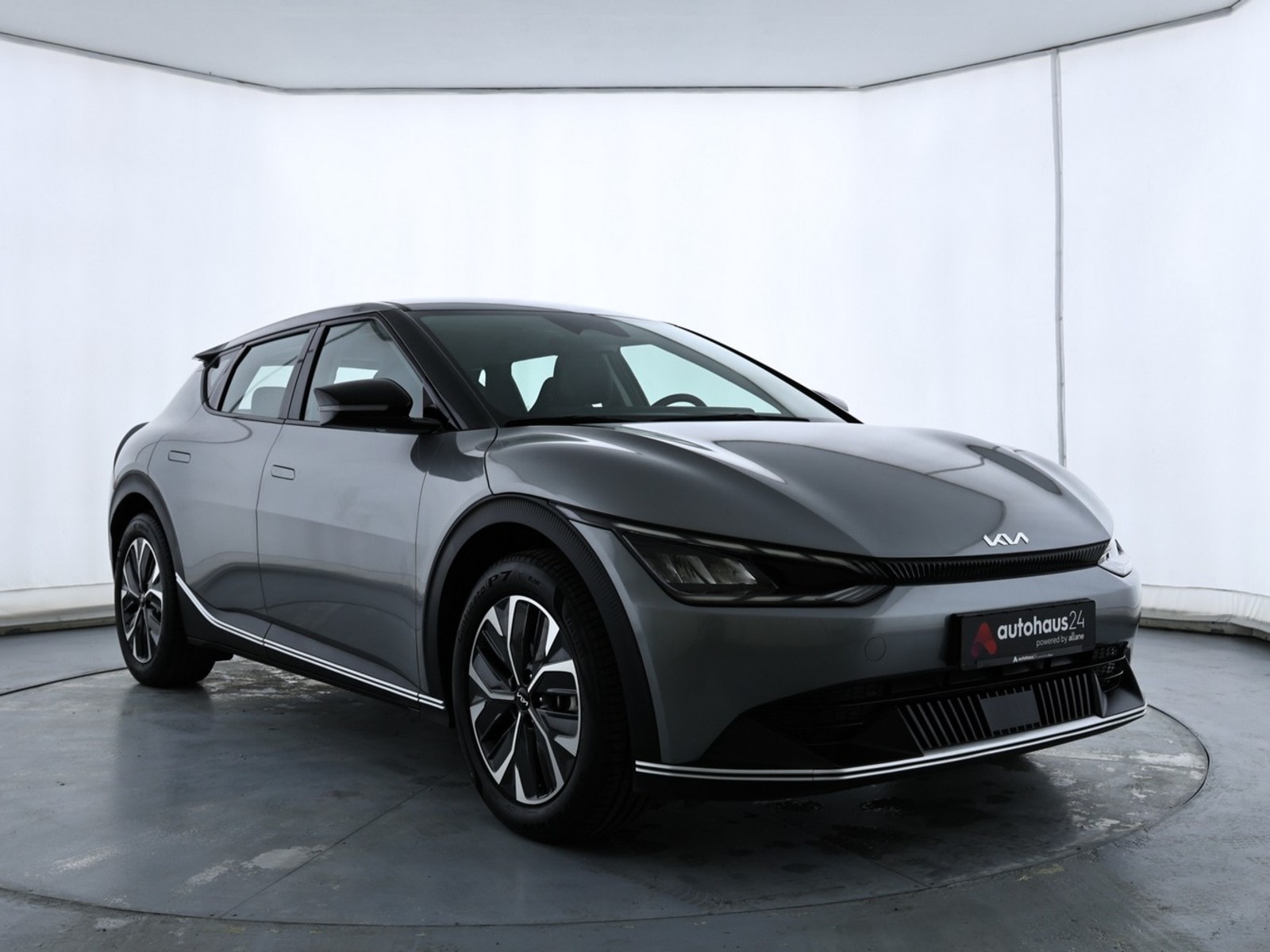 Kia EV6 SUV / Crossover / Geländewagen KIA EV6 58 kWh 125 kW Heckantrieb Sports Utility Vehicle #1