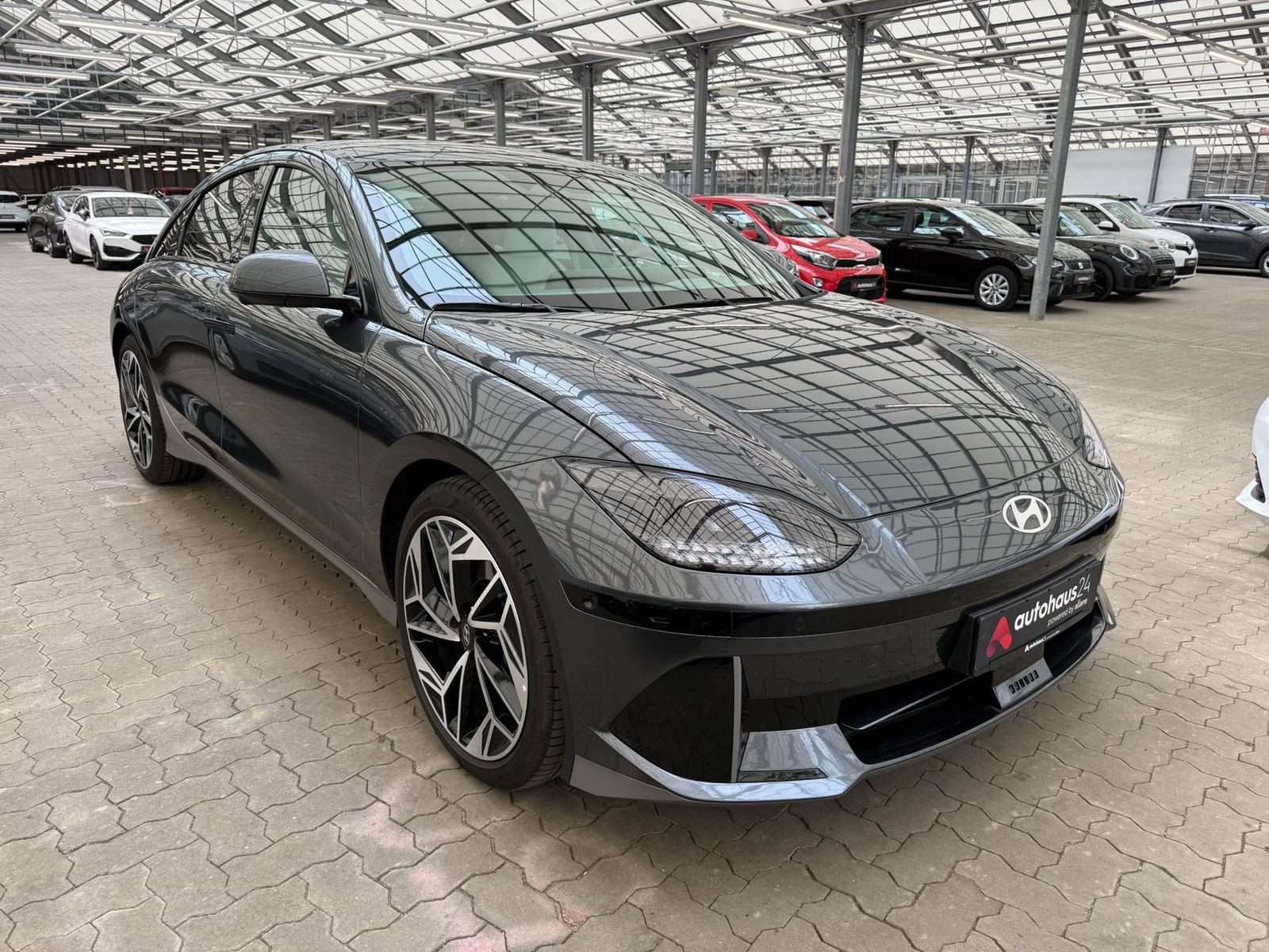 Hyundai IONIQ 6 Limousine HYUNDAI IONIQ 6 77,4kWh 168kW Dynamiq Limousine #1