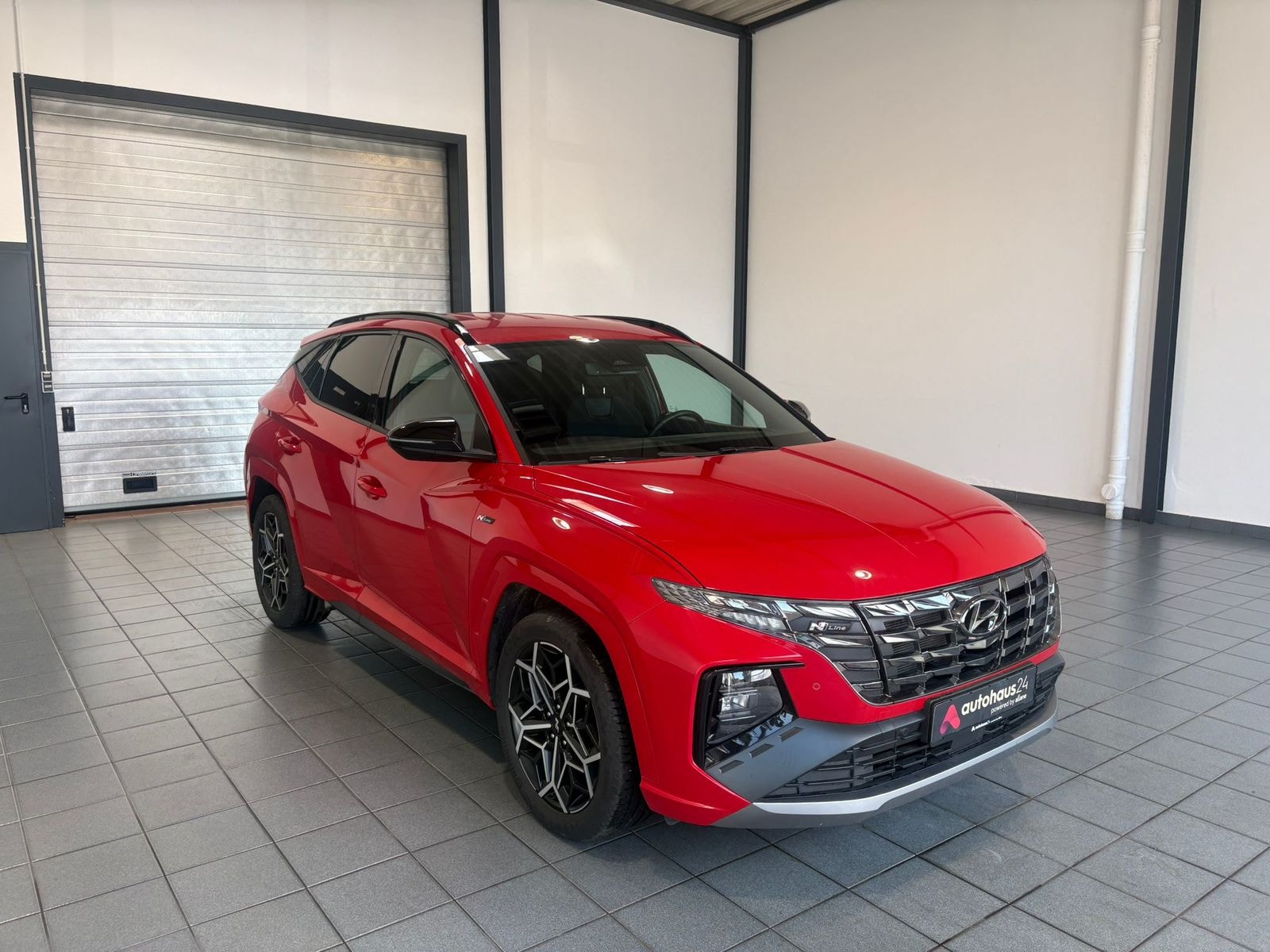 Hyundai Tucson SUV / Crossover / Geländewagen HYUNDAI Tucson 1.6 T-GDI 132kW 48V N Line DCT 4WD Sports Utility Vehicle #1