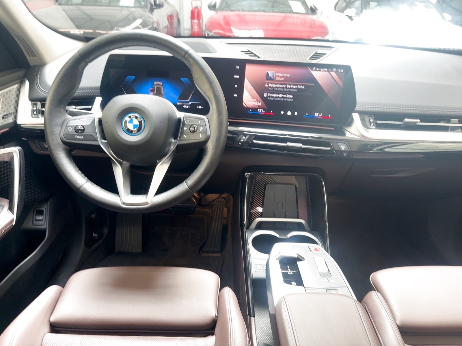 BMW iX1 SUV iX1 eDrive20 #9