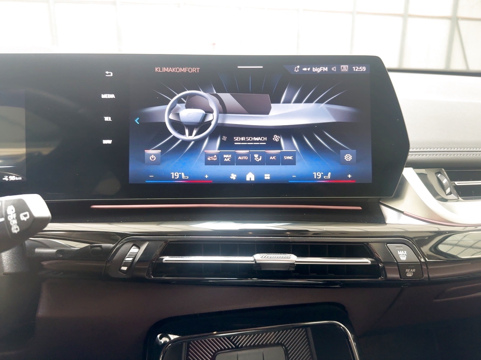 BMW iX1 SUV iX1 eDrive20 #12