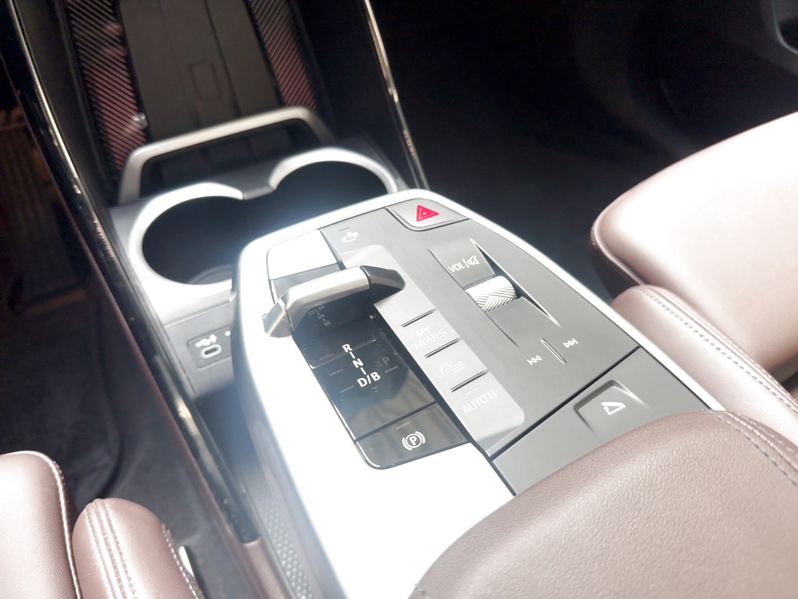 BMW iX1 SUV iX1 eDrive20 #13