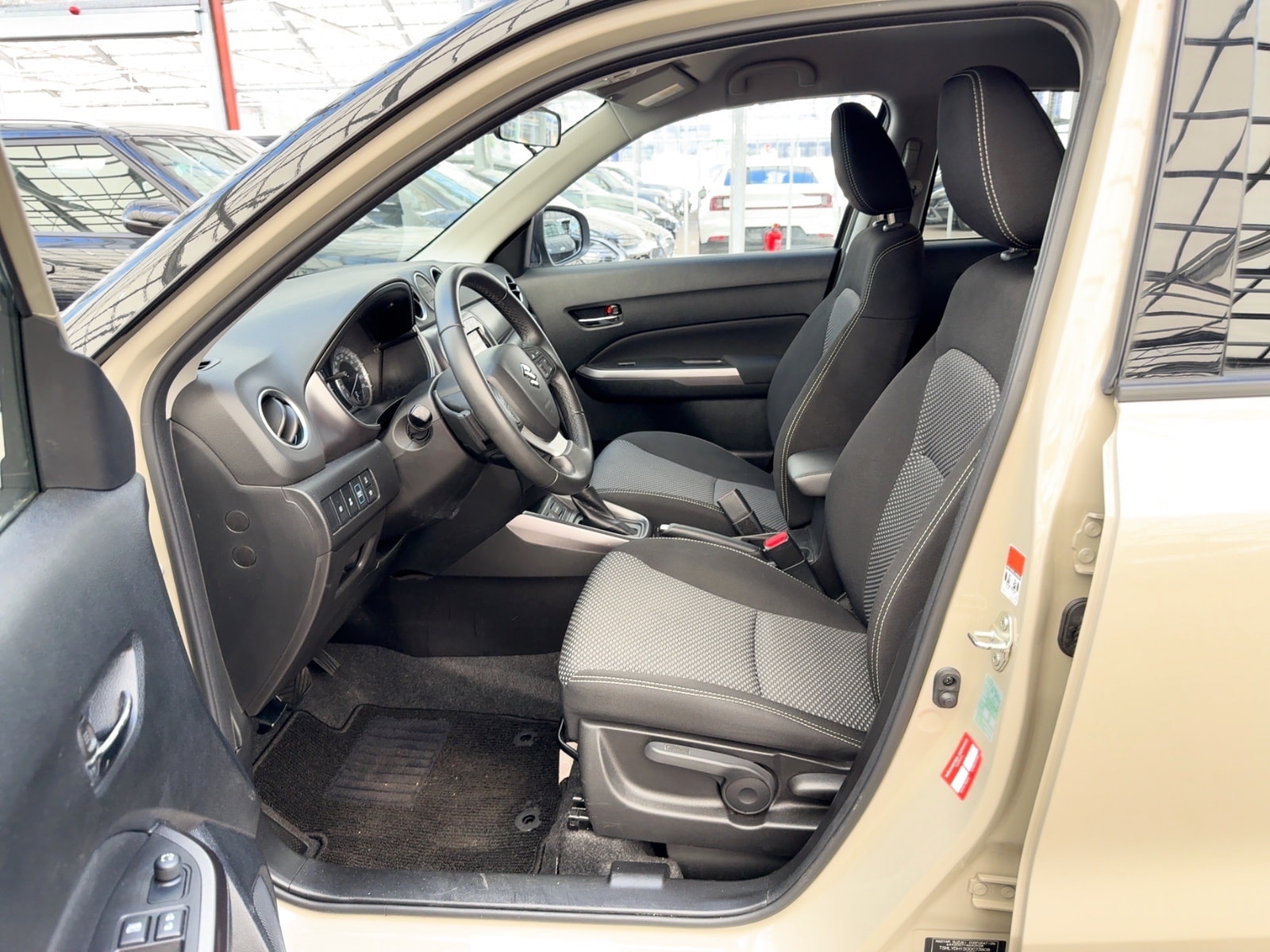 Suzuki Vitara SUV Vitara 1.5 Comfort #8