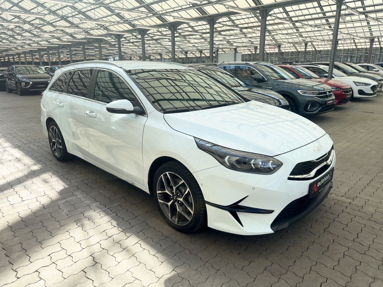 Kia Ceed Sportswagon Kombi KIA Ceed 1.5 T-GDI DCT Spirit Sportswagon Kombi #1