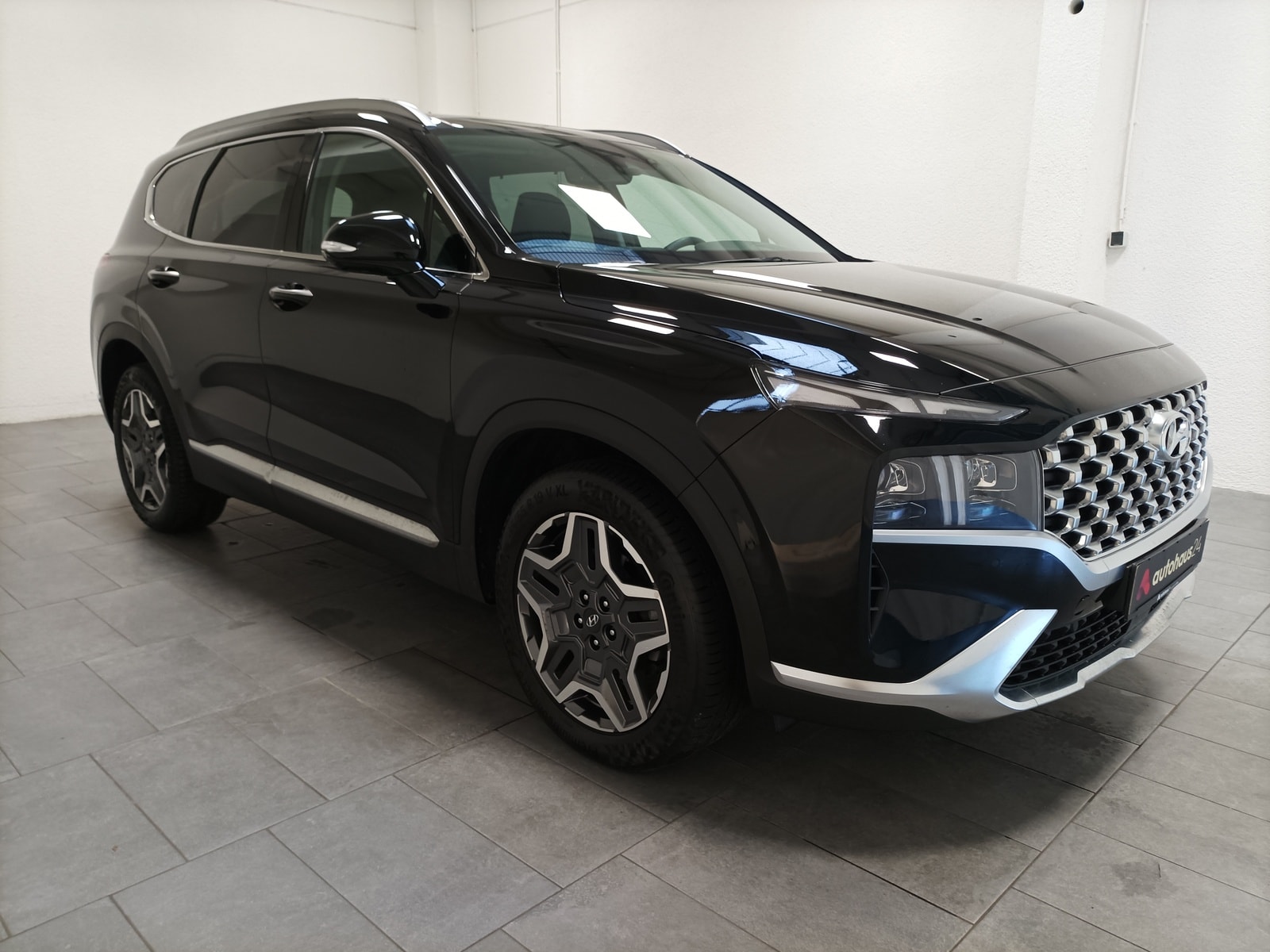 Hyundai Santa Fe SUV / Crossover / Geländewagen HYUNDAI Santa Fe 1.6 T-GDI Hybrid Prime 2WD Auto Sports Utility Vehicle #1