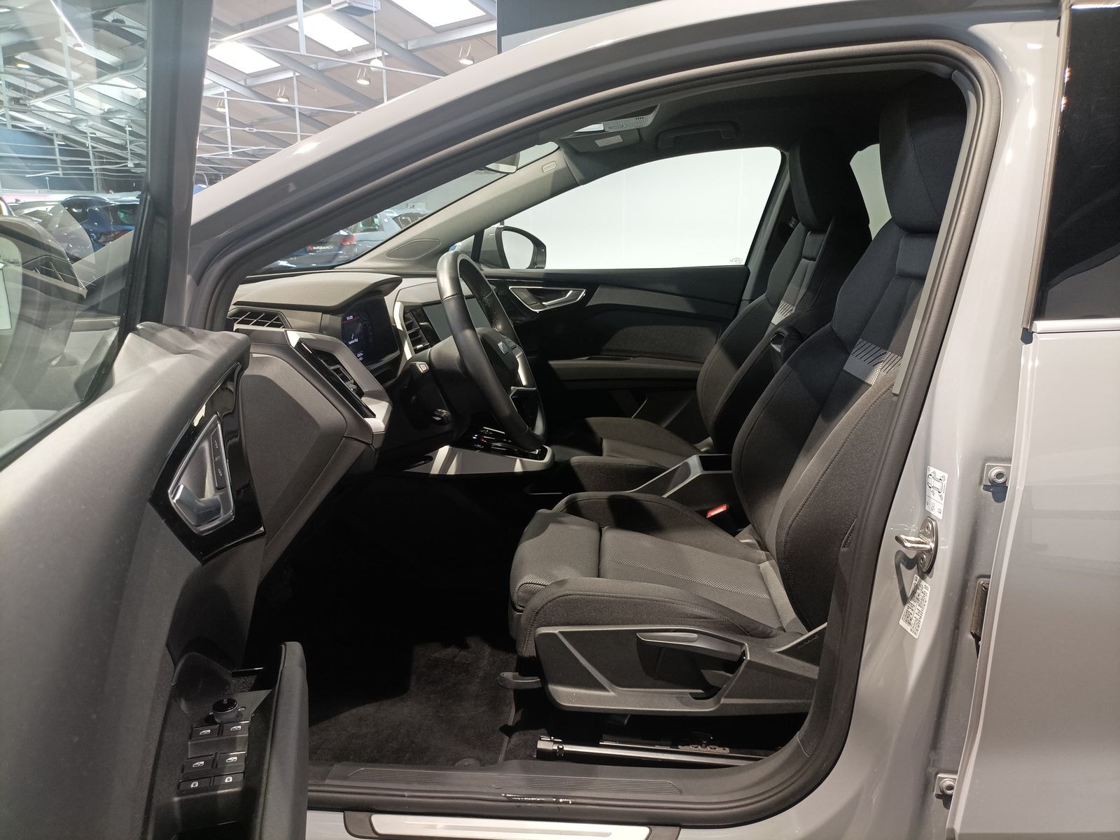 Audi Q4 e-tron SUV Q4 76,6 kWh 45 e-tron #8