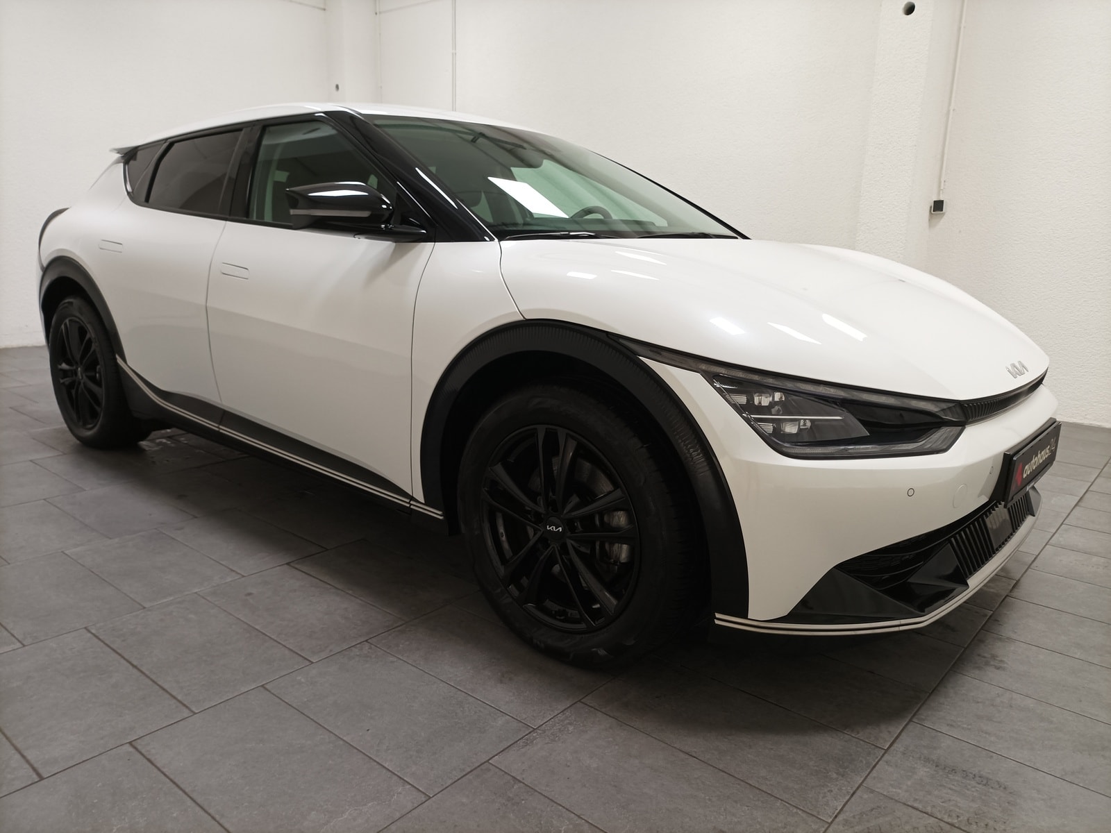 Kia EV6 SUV / Crossover / Geländewagen KIA EV6 77,4 kWh 239 kW Allradantrieb Business Sports Utility Vehicle #1