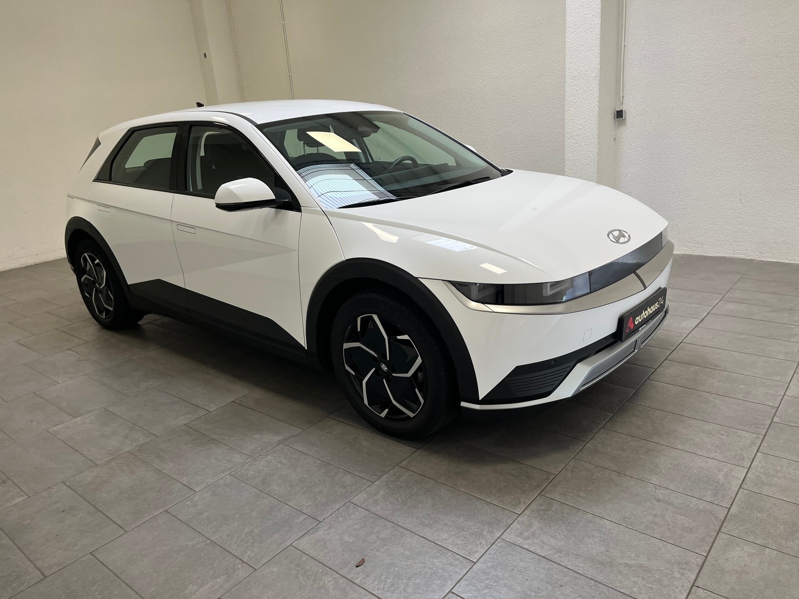 Hyundai IONIQ 5 Limousine HYUNDAI IONIQ 5 77,4 kWh Heckantrieb Sports Utility Vehicle #1