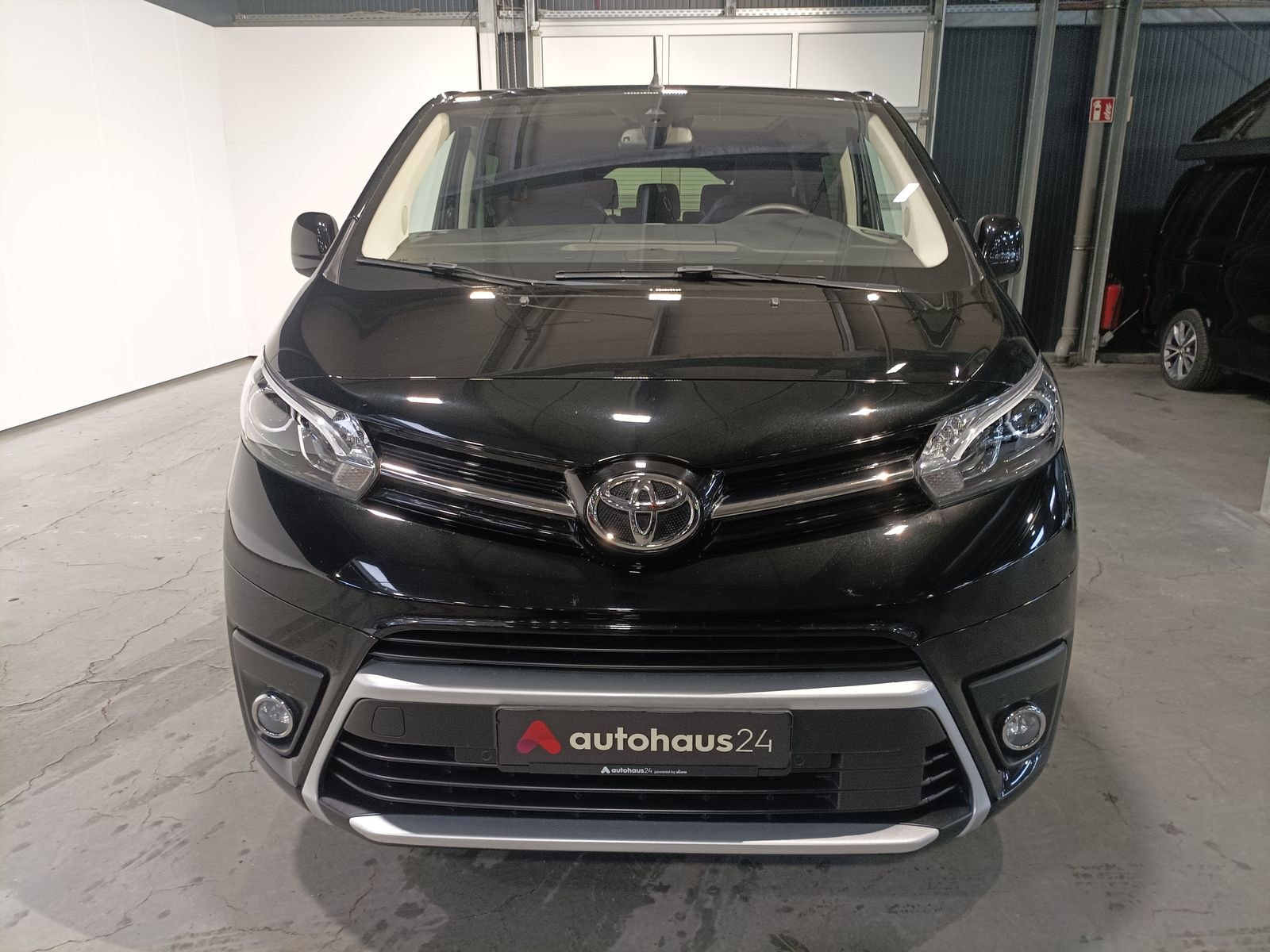 Toyota Proace Van Proace Verso 2.0 D-4D L1 Executive #2