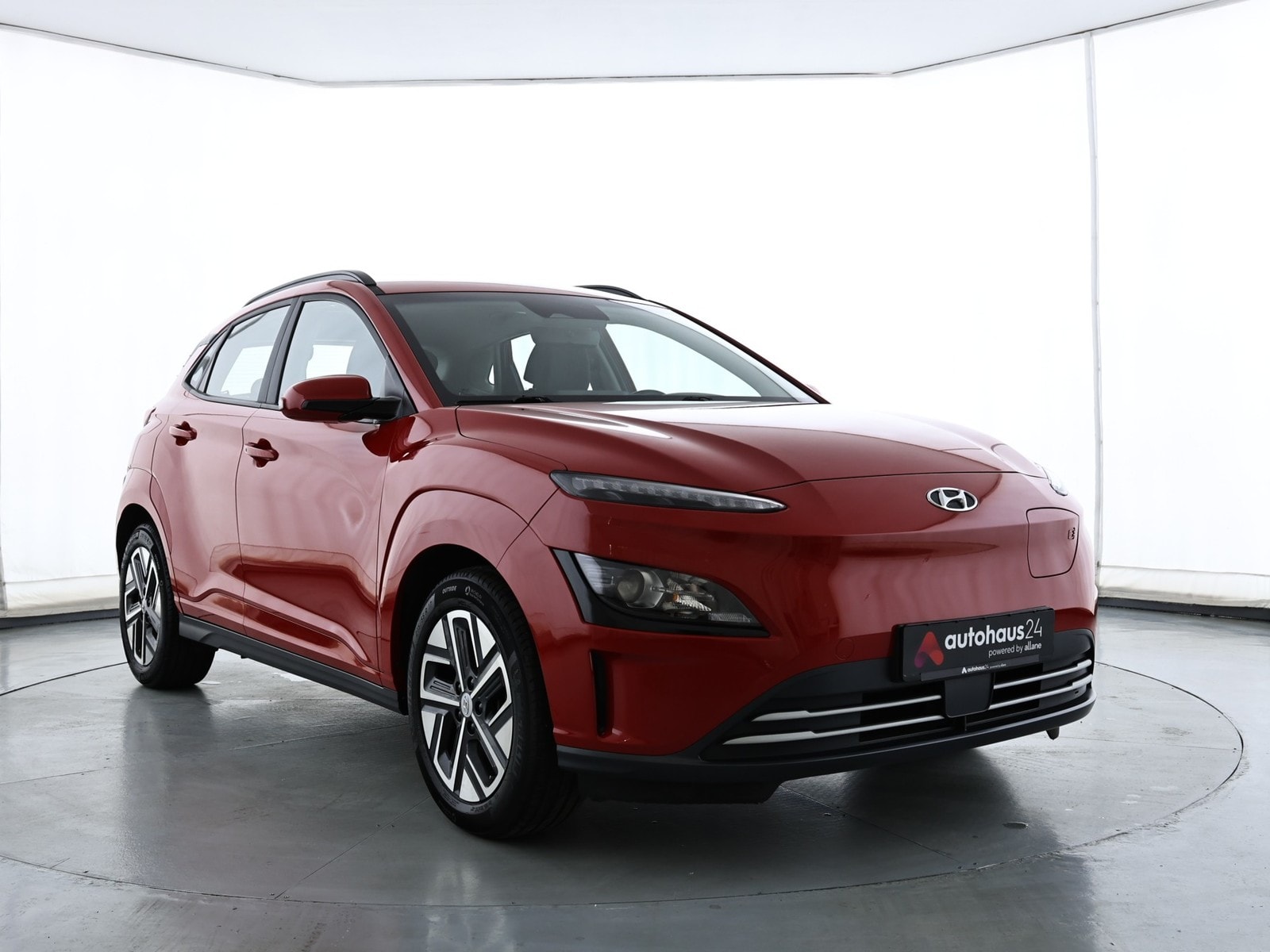 Hyundai Kona SUV / Crossover / Geländewagen HYUNDAI Kona ELEKTRO 150kW Select-Paket Sports Utility Vehicle #1