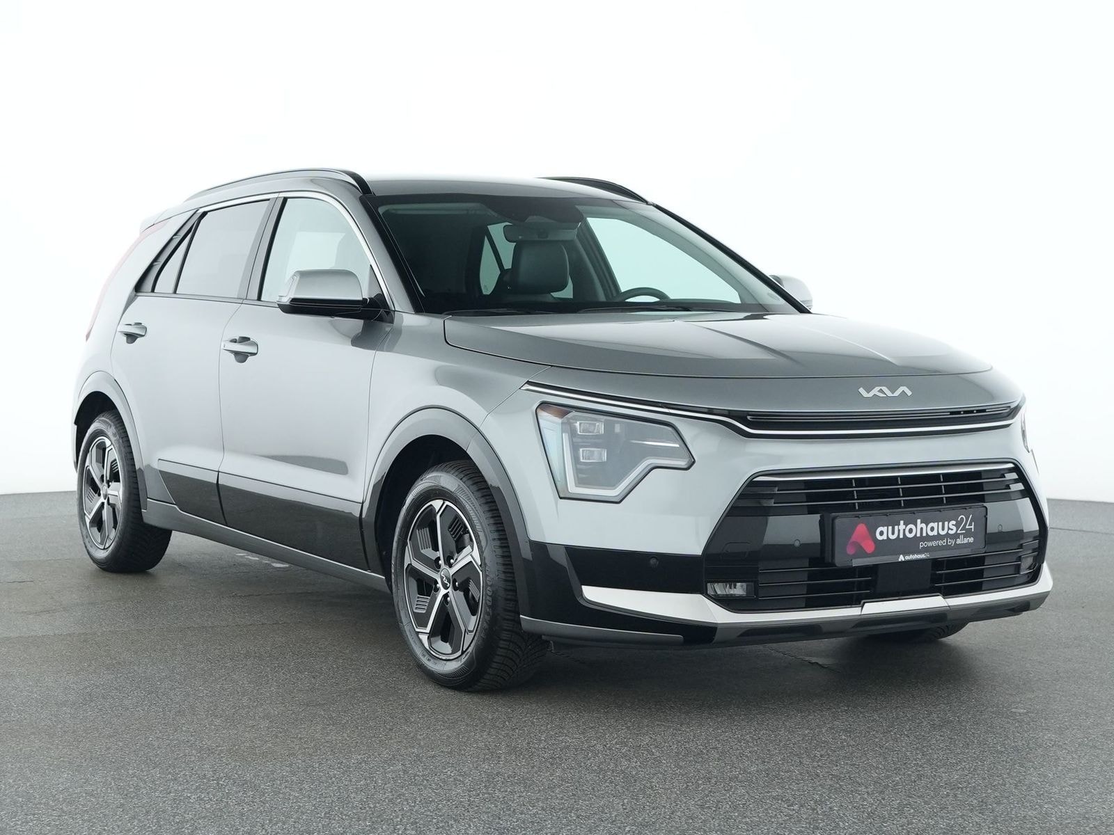 Kia Niro SUV / Crossover / Geländewagen KIA Niro 1.6 GDI Hybrid Vision Schräghecklimousine #1