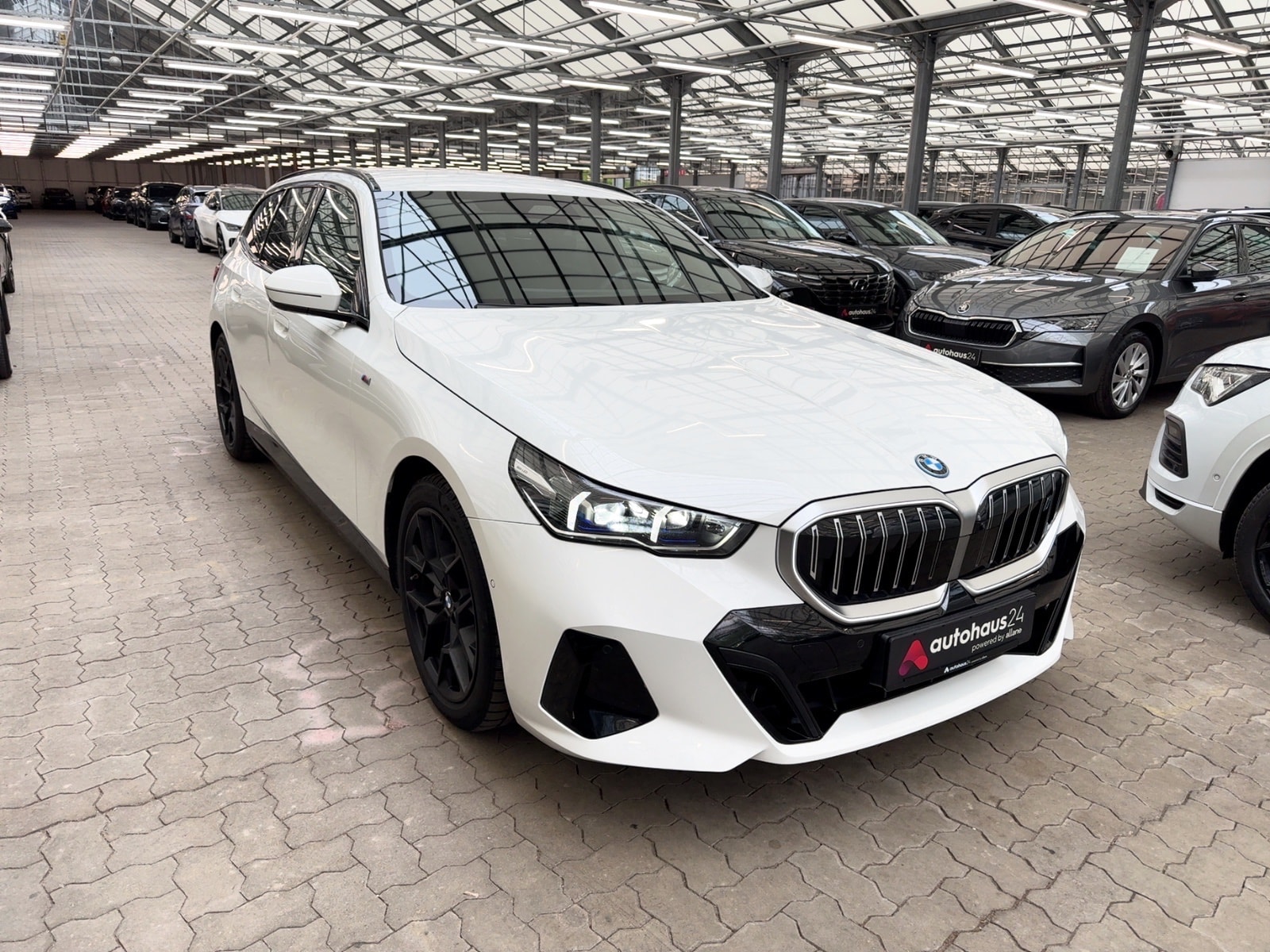 BMW i5 Kombi BMW i5 eDrive40 Touring Kombi #1