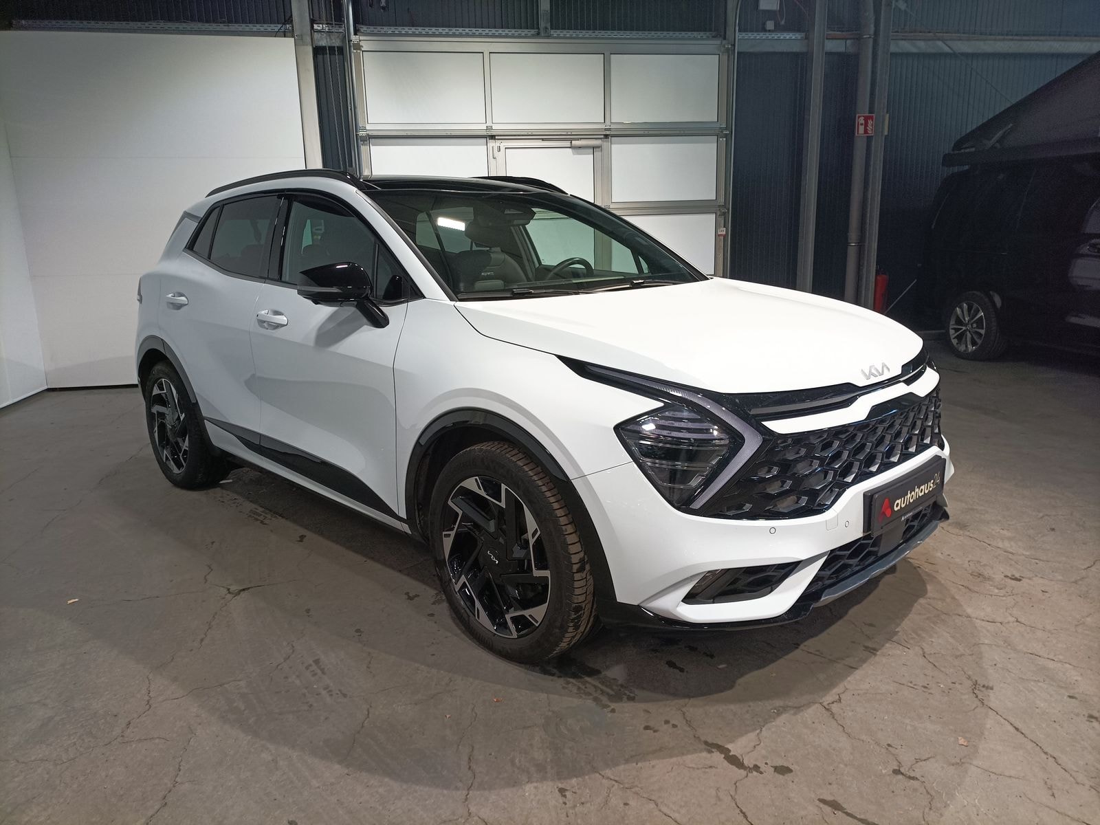 Kia Sportage SUV / Crossover / Geländewagen KIA Sportage 1.6 T-GDI EcoDyn. 118kW GT-line DCT AWD Sports Utility Vehicle #1