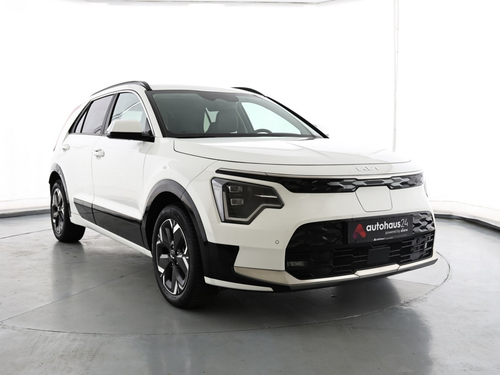 Kia Niro SUV / Crossover / Geländewagen KIA Niro EV Vision Schräghecklimousine #1