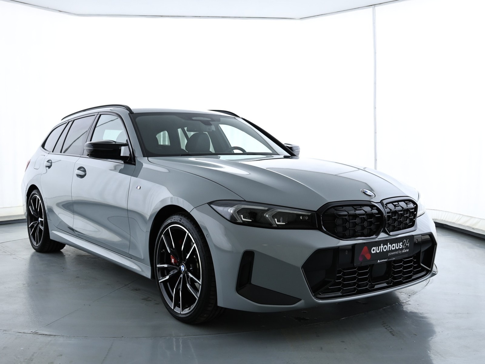 BMW 3er-Reihe Kombi BMW 3er-Reihe M340d xDrive Touring Auto Kombi #1